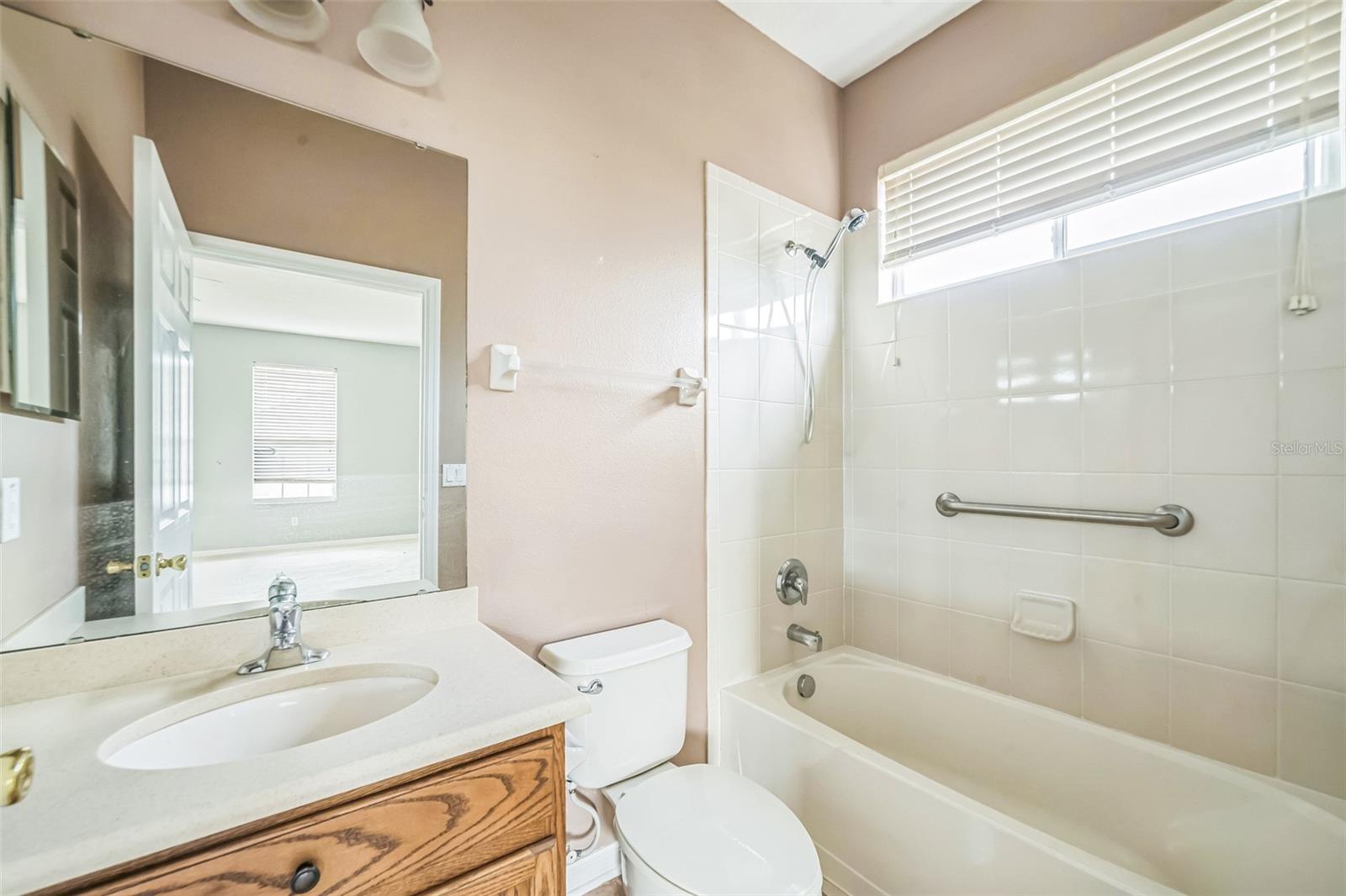 Image 16 of 53 For 807 Ayden Oak Lane