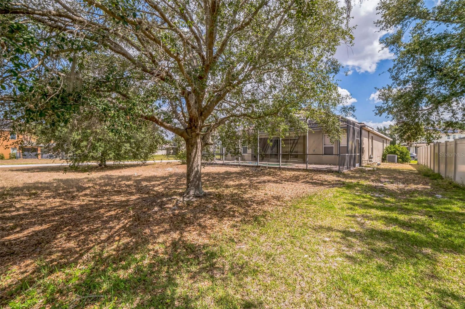 Image 39 of 53 For 807 Ayden Oak Lane
