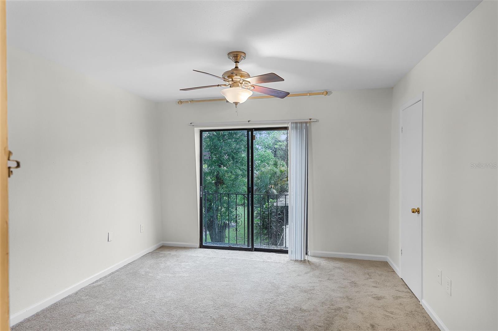 Image 10 of 22 For 6095 Village Circle 6095