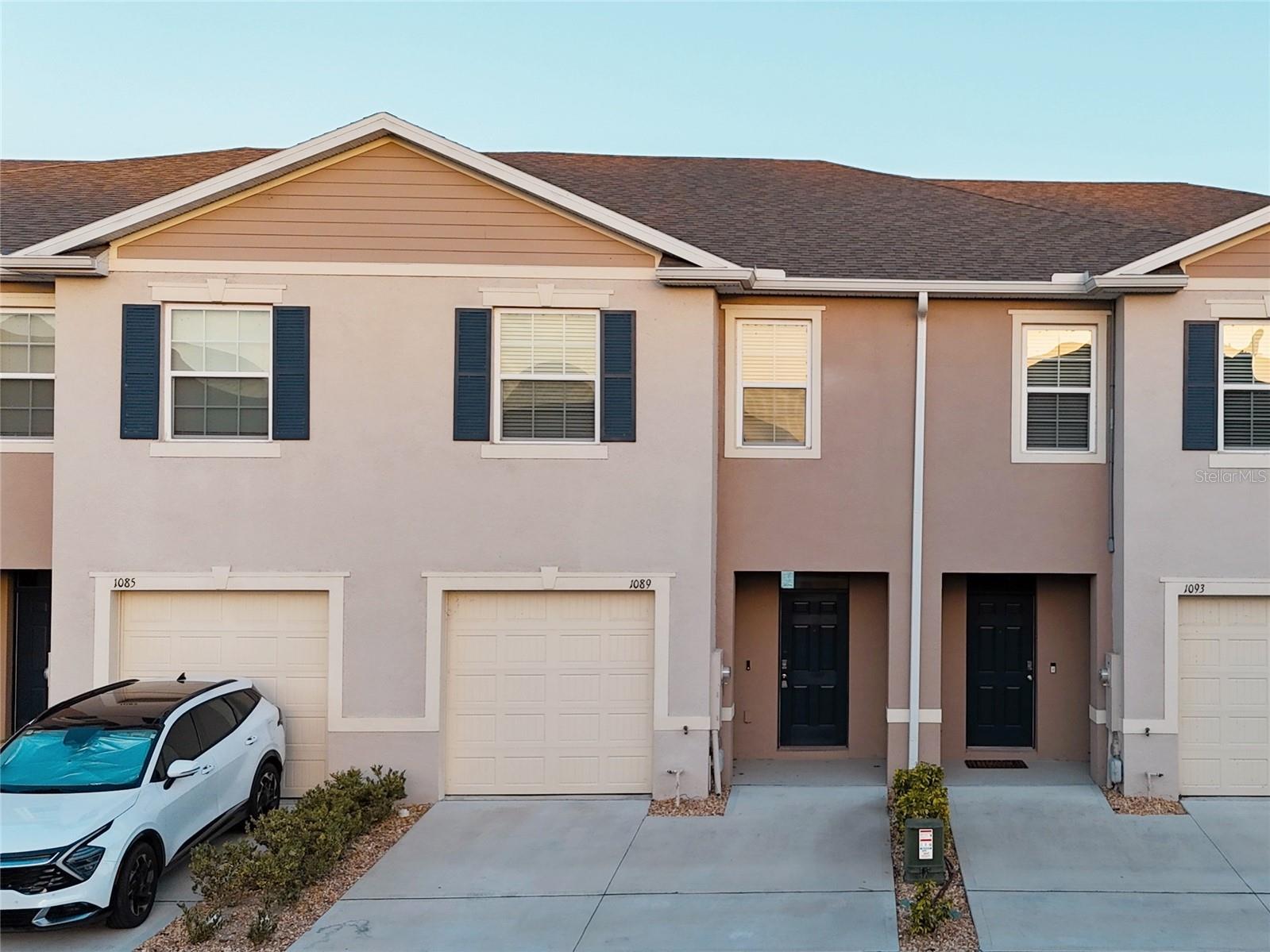Image 3 of 39 For 1089 Blue Jay Drive