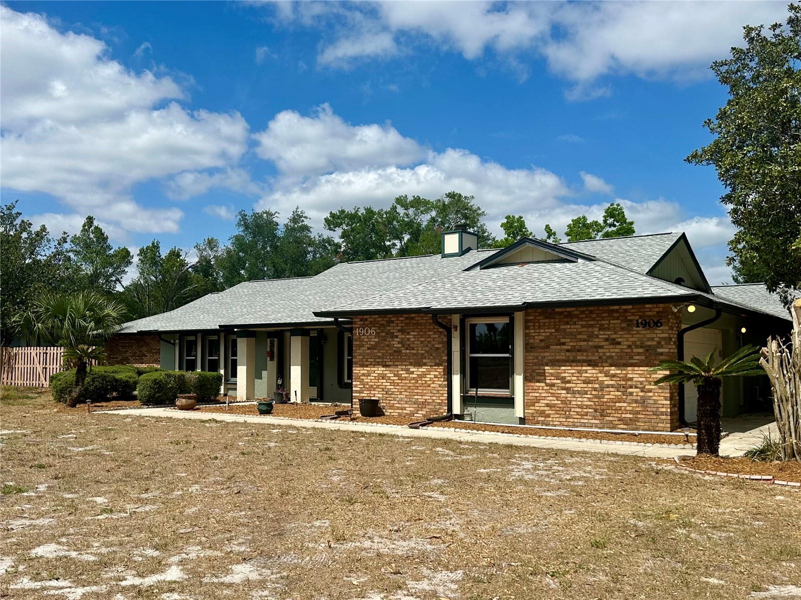 Image 3 of 34 For 1906 Long Pond Drive