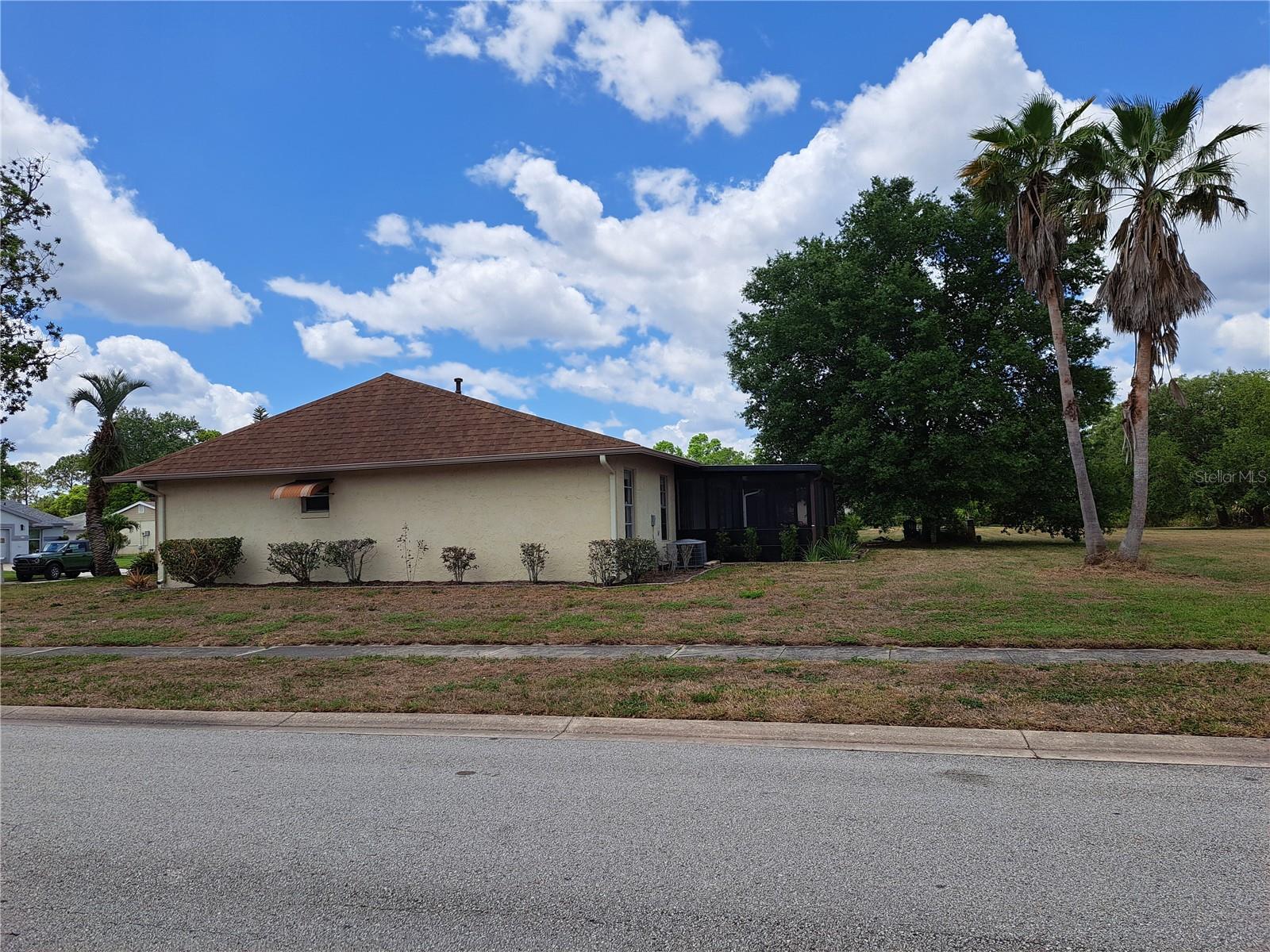 Image 14 of 15 For 5005 Lindsay Court