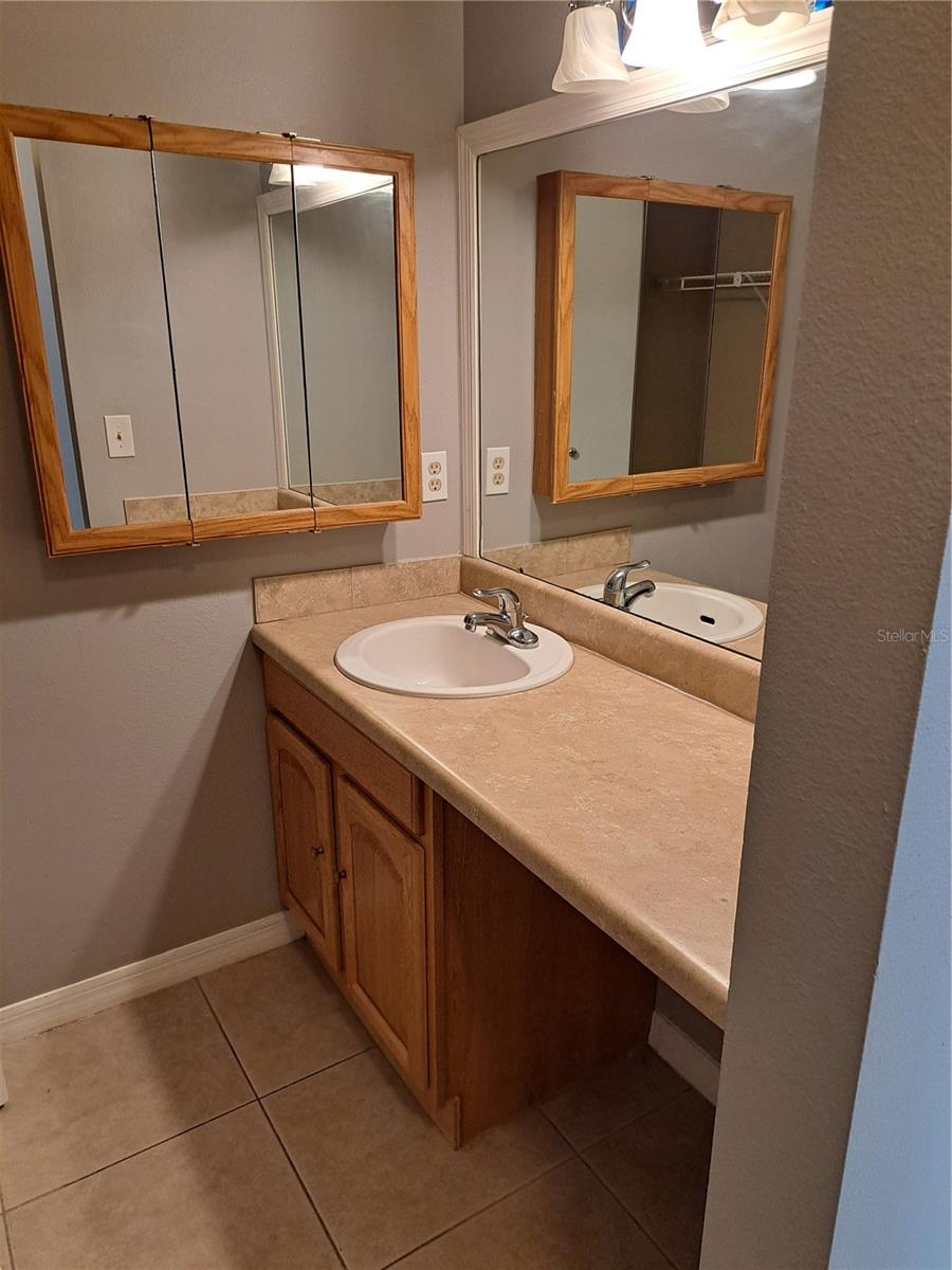 Image 7 of 15 For 5005 Lindsay Court