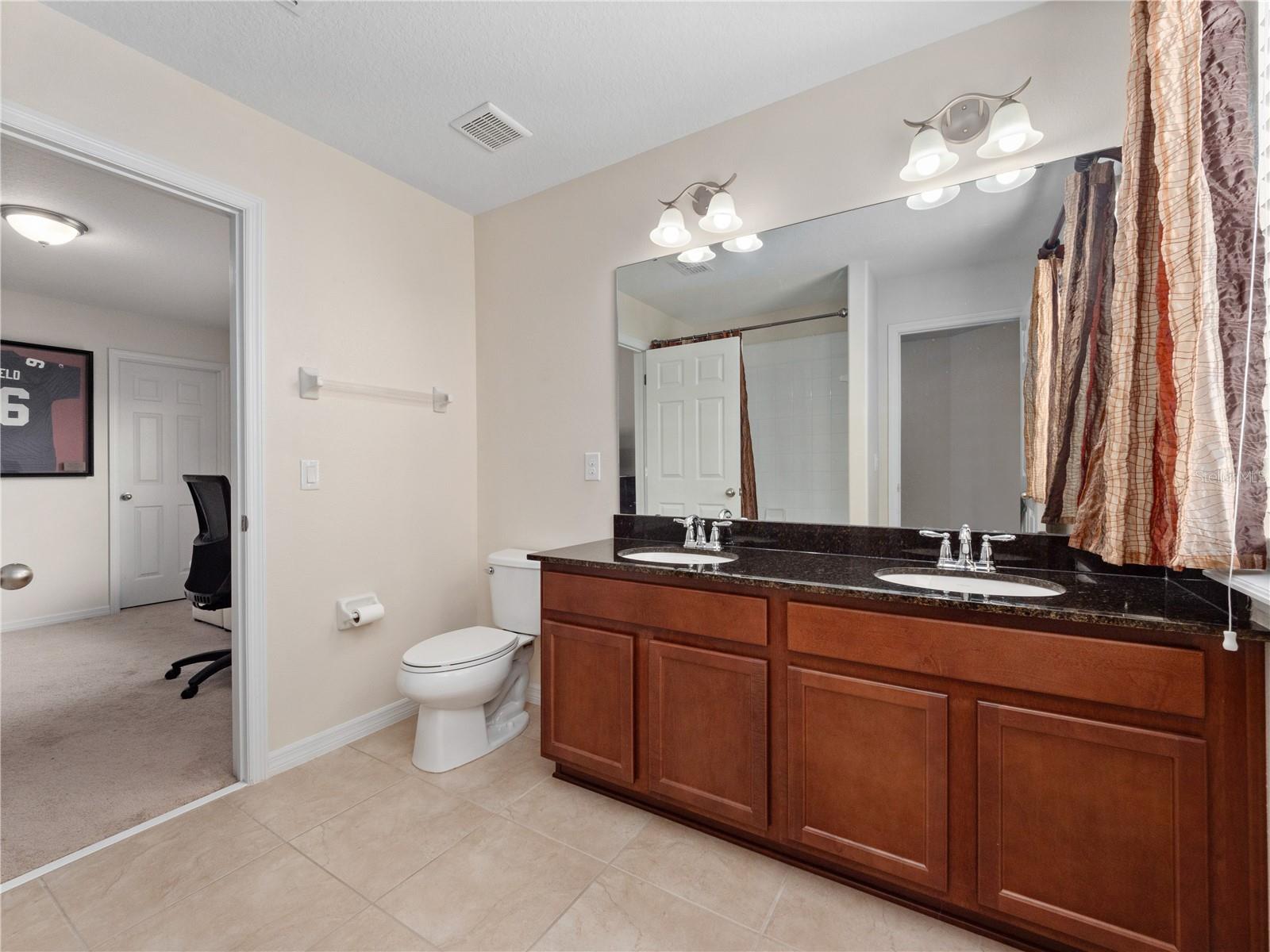 Image 21 of 32 For 2112 Rookery Lane
