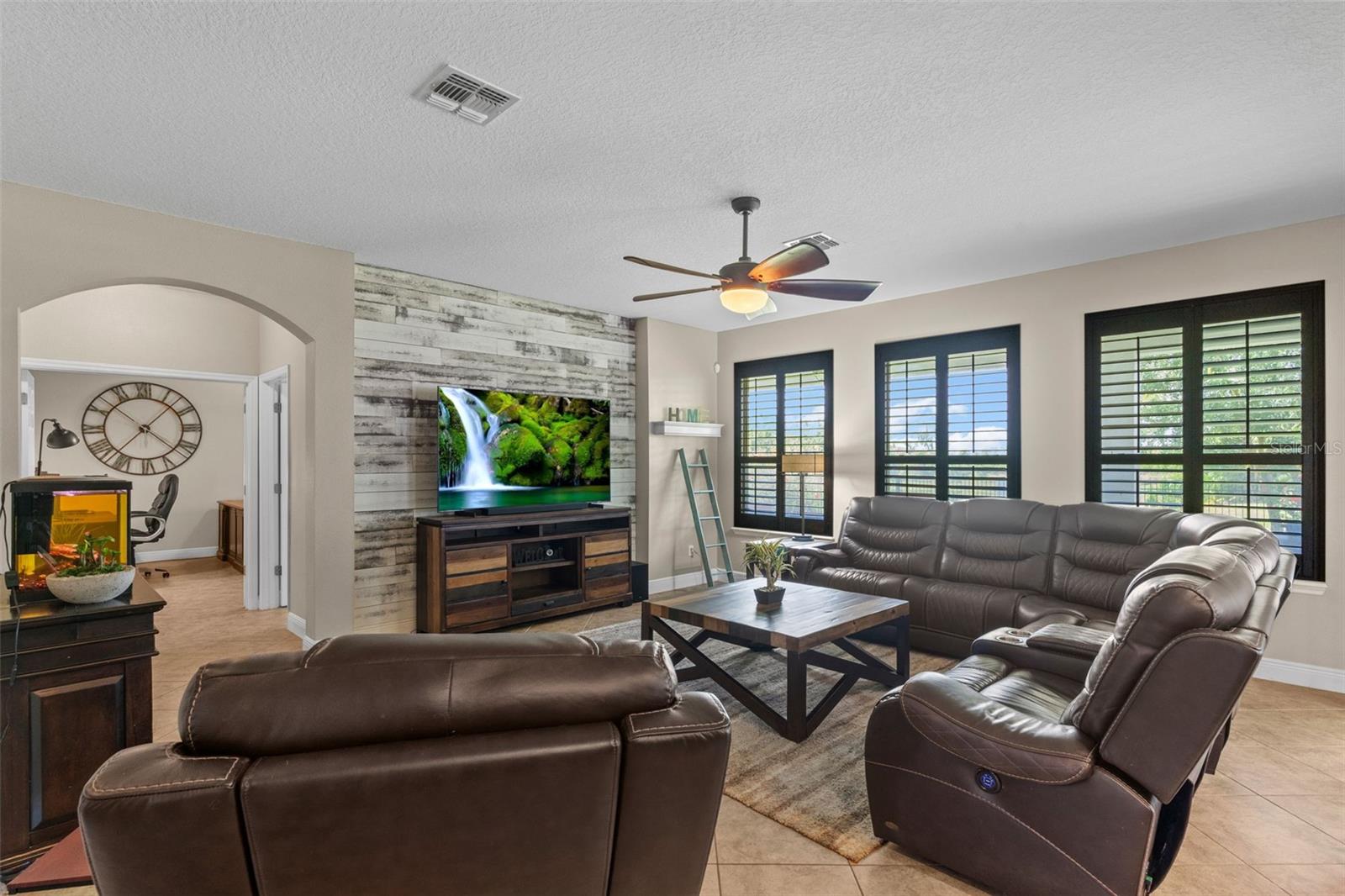 Image 3 of 64 For 408 Egret Place Drive