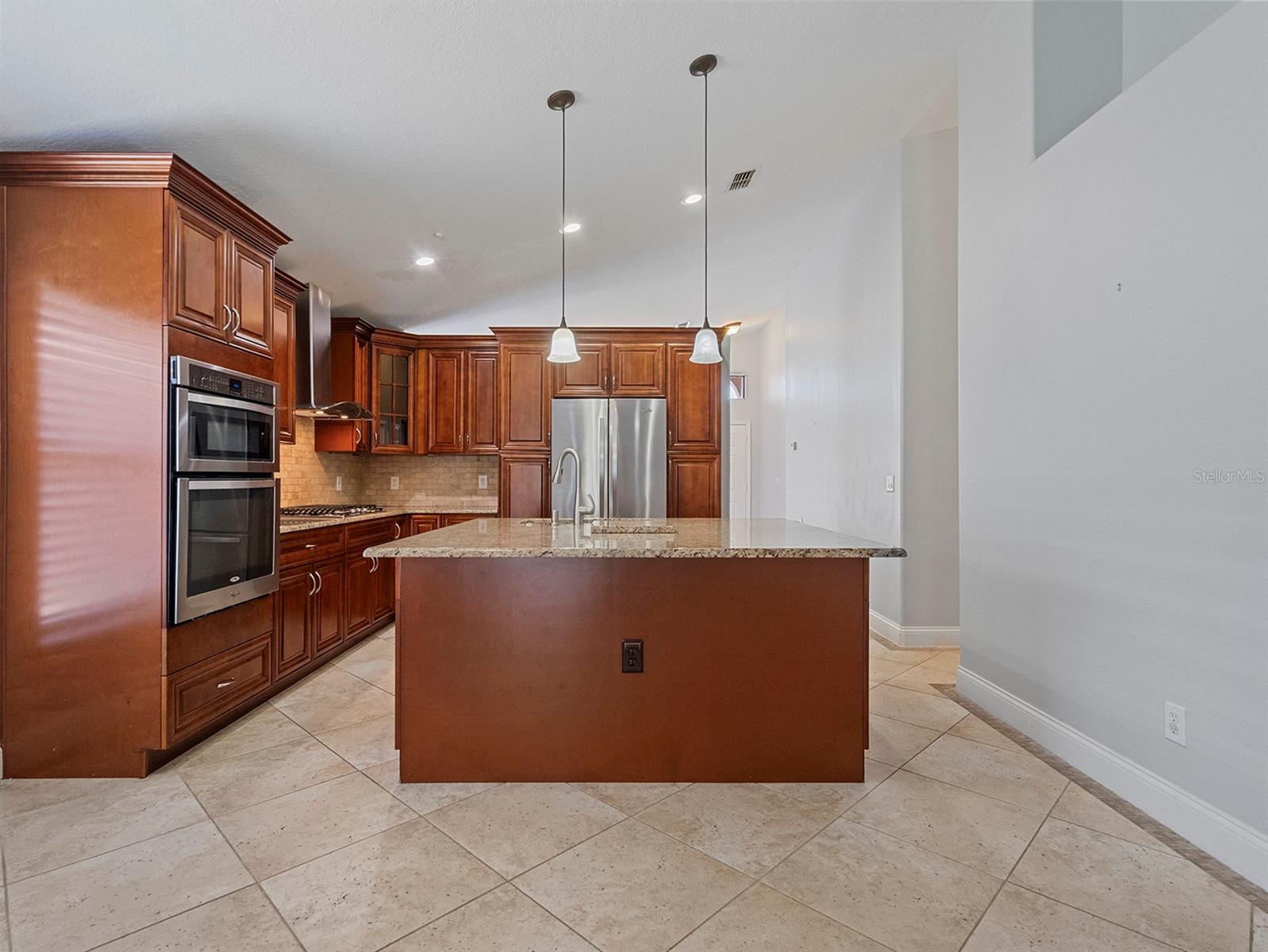 Image 14 of 42 For 5337 Watervista Drive