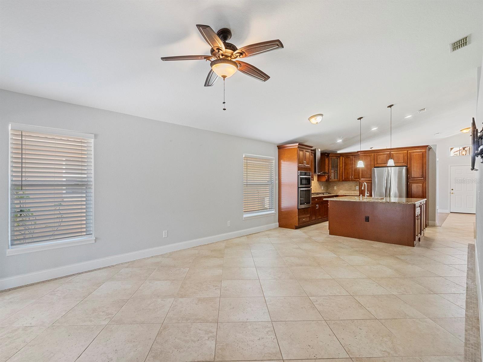 Image 18 of 42 For 5337 Watervista Drive