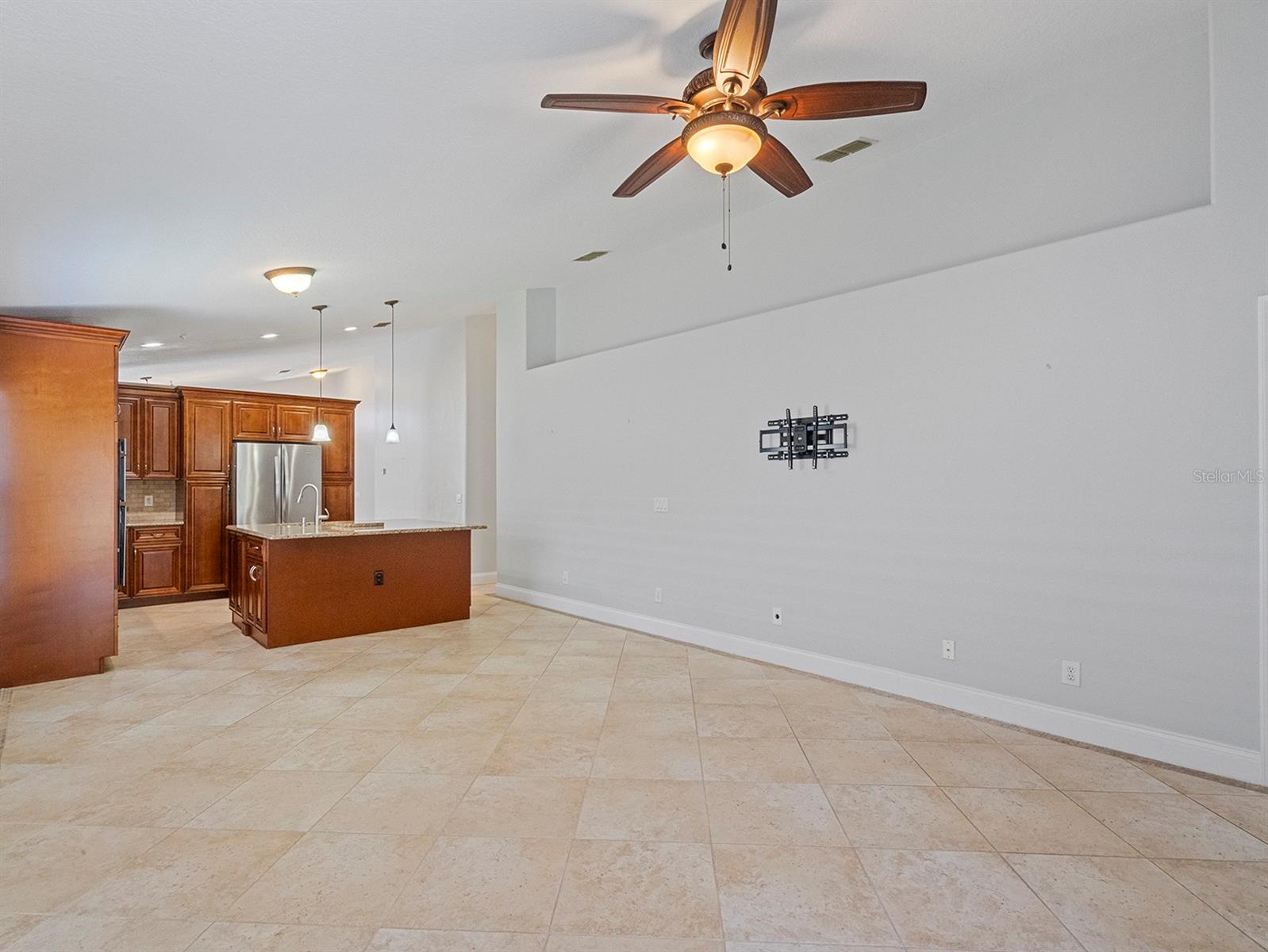 Image 19 of 42 For 5337 Watervista Drive