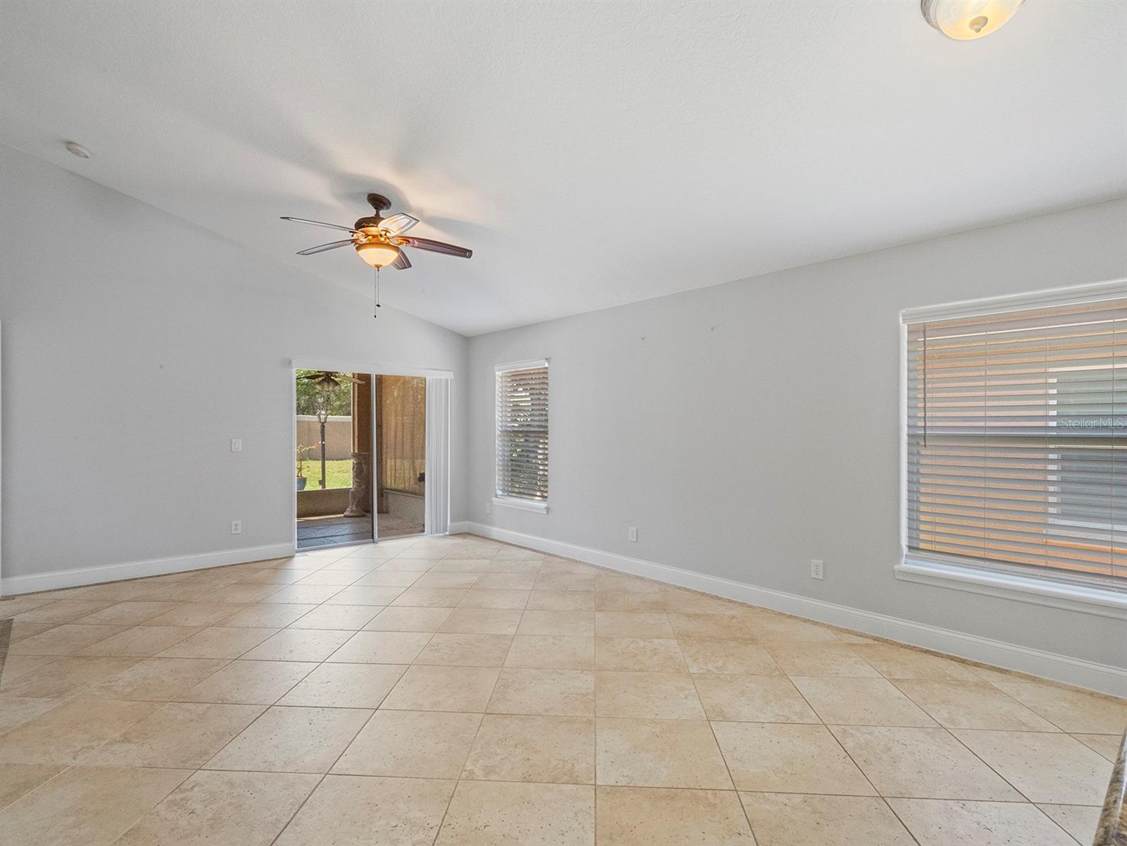 Image 21 of 42 For 5337 Watervista Drive