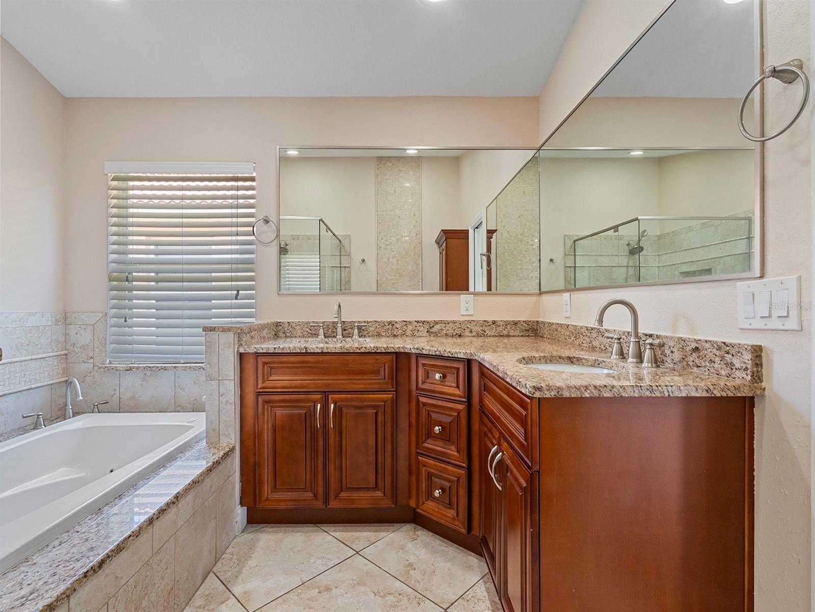 Image 29 of 42 For 5337 Watervista Drive