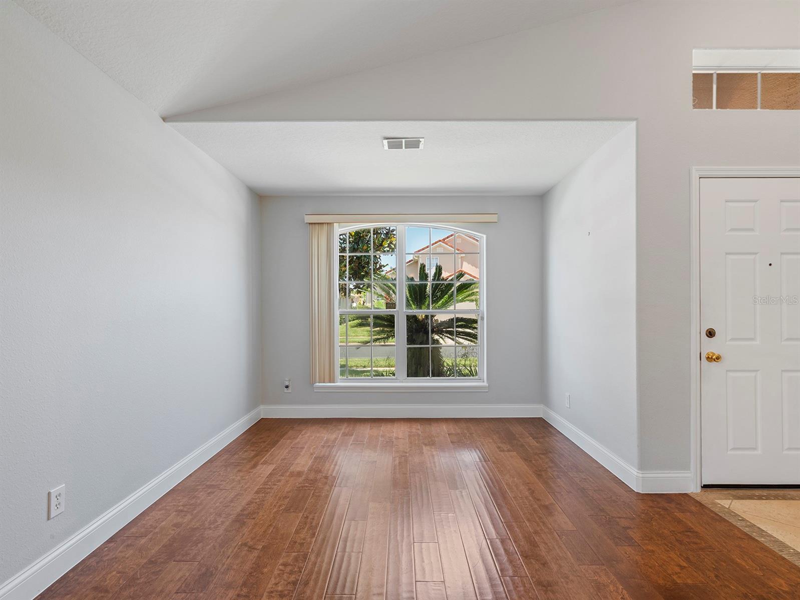 Image 6 of 42 For 5337 Watervista Drive