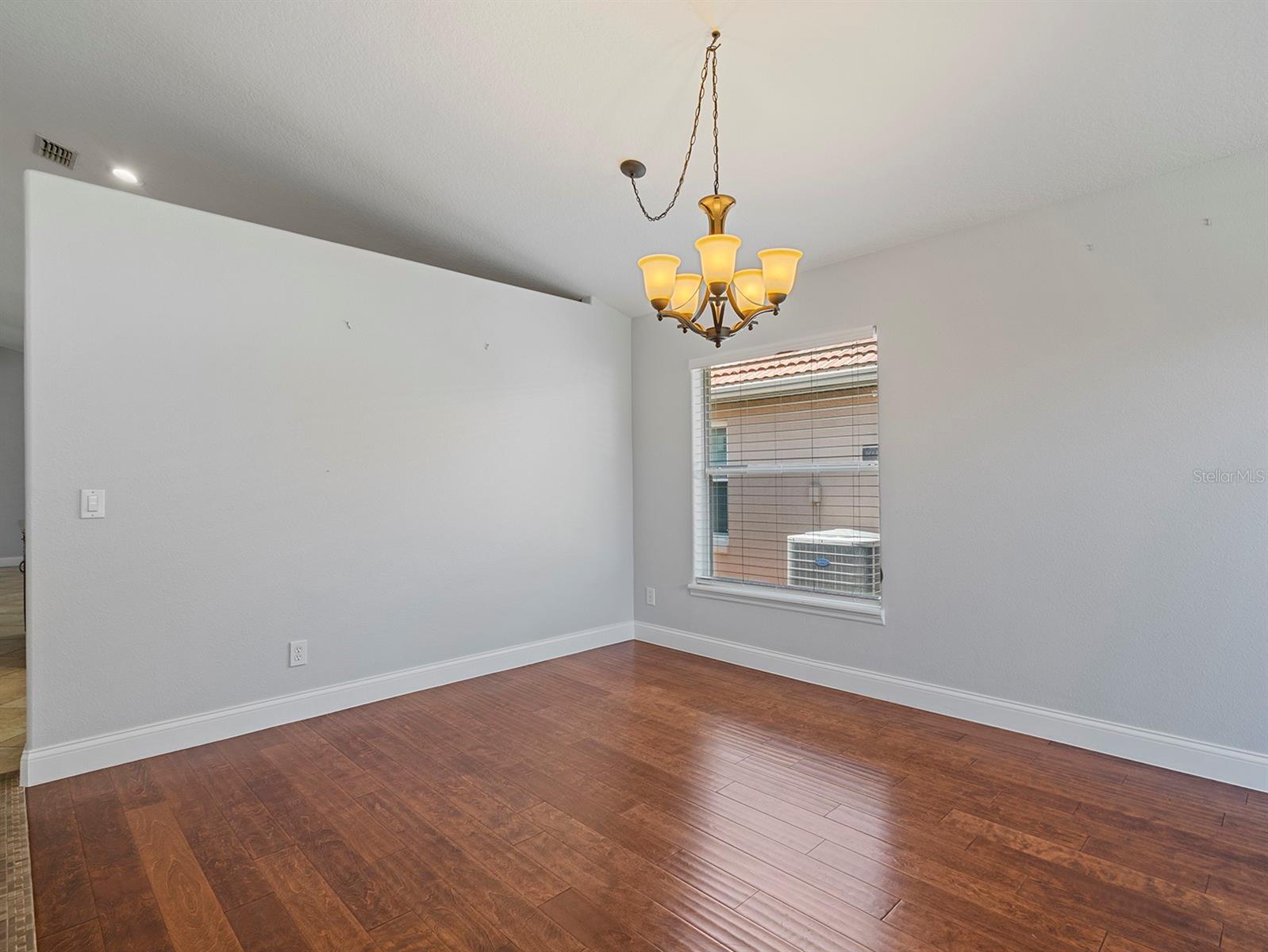 Image 8 of 42 For 5337 Watervista Drive