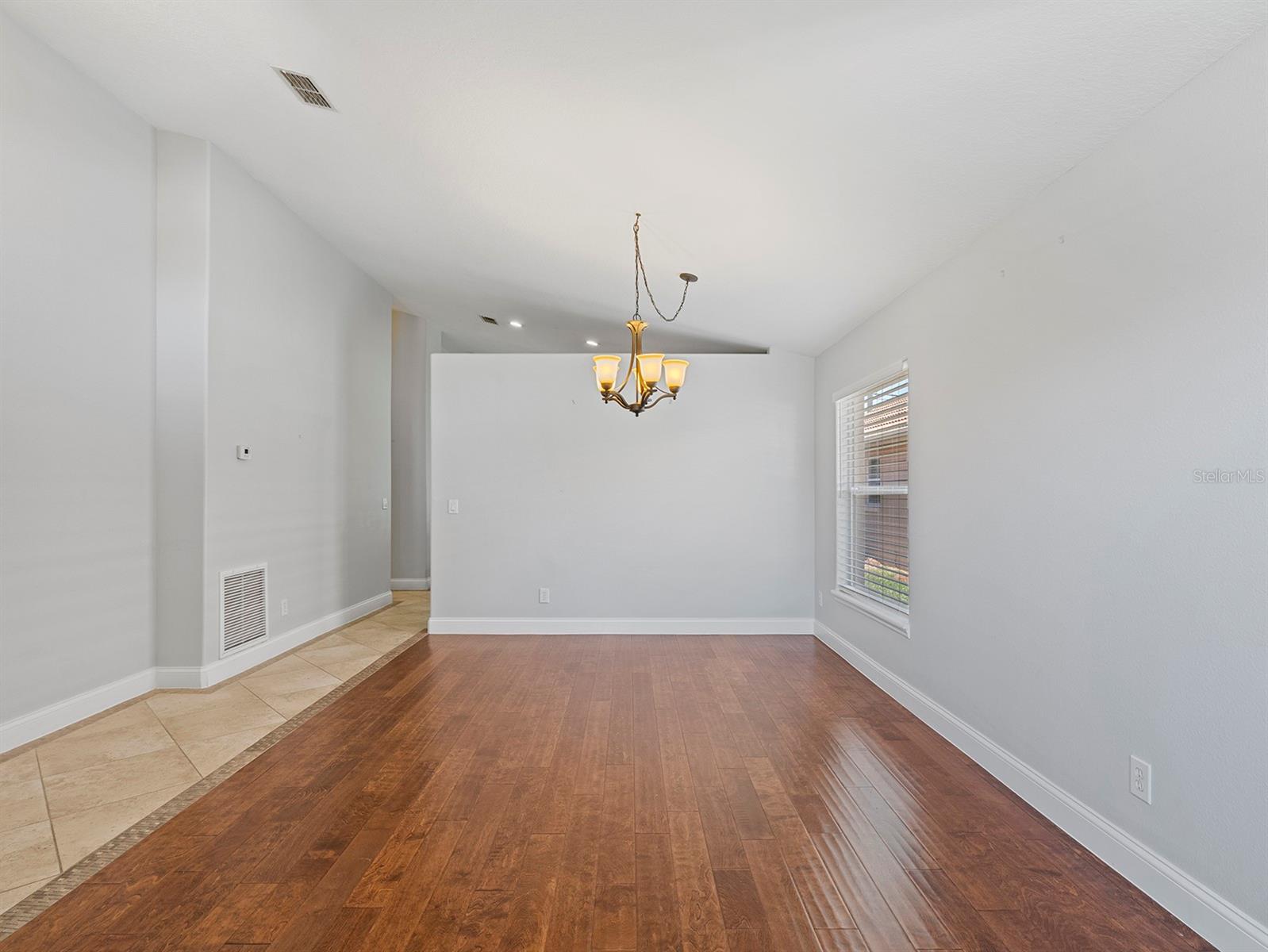 Image 9 of 42 For 5337 Watervista Drive