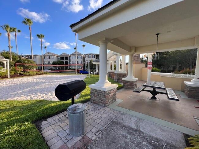 Image 19 of 22 For 11565 Mizzon Drive 828