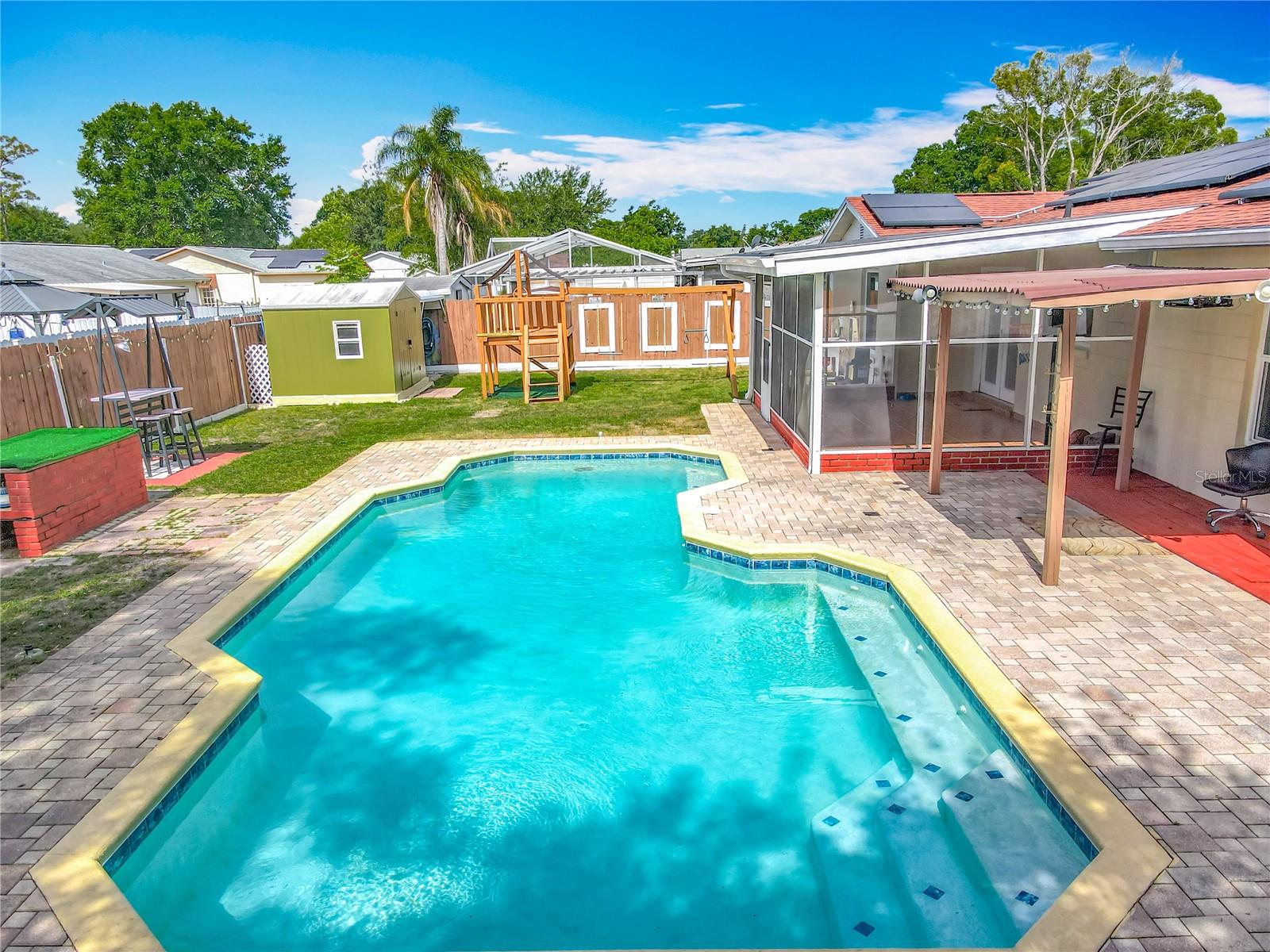 Image 62 of 72 For 898 Hendry Drive