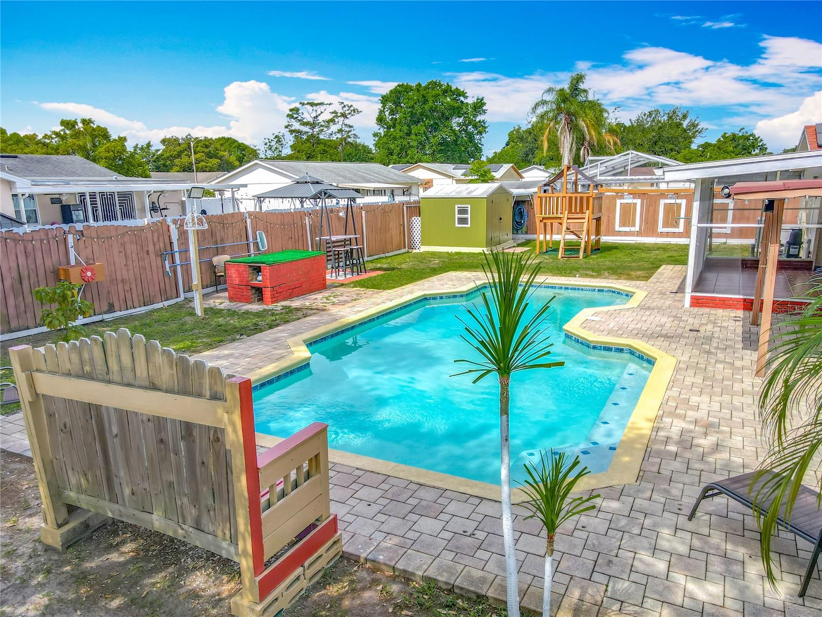 Image 63 of 72 For 898 Hendry Drive