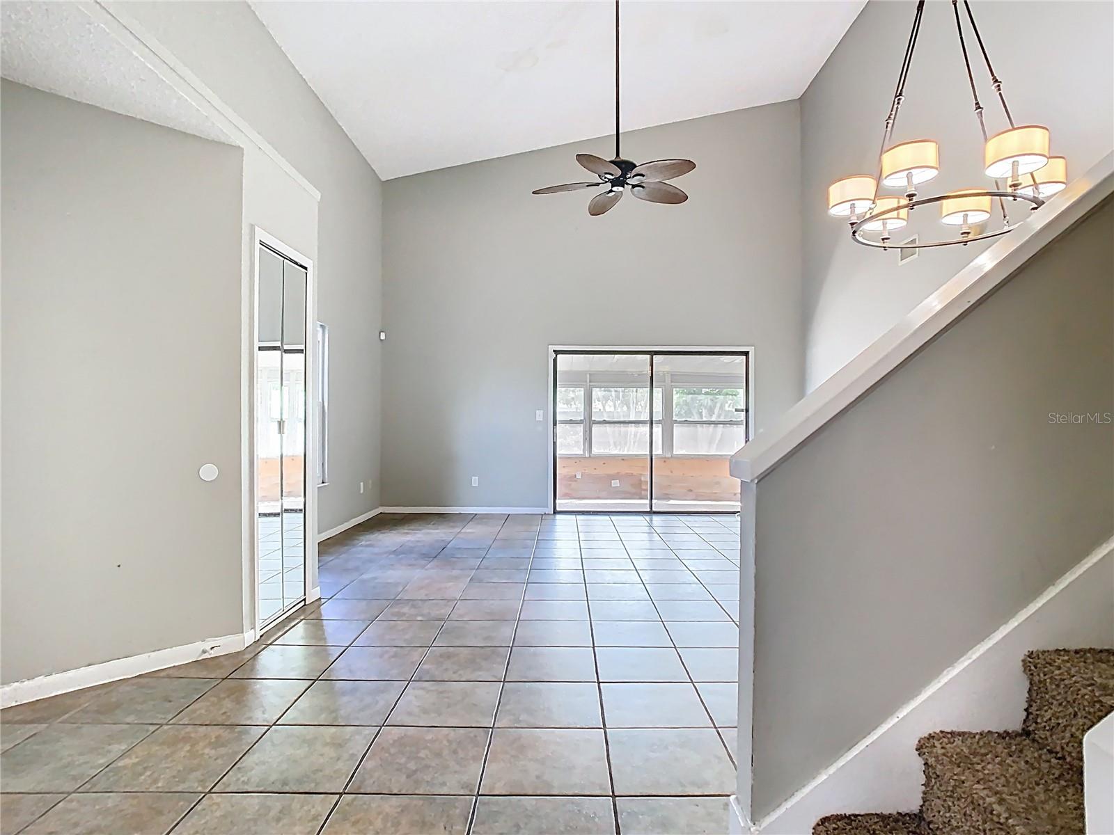 Image 13 of 63 For 702 White Pine Avenue