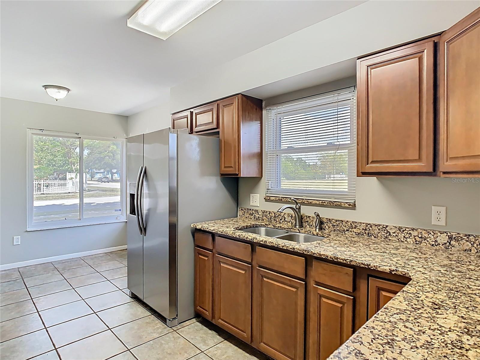 Image 22 of 63 For 702 White Pine Avenue