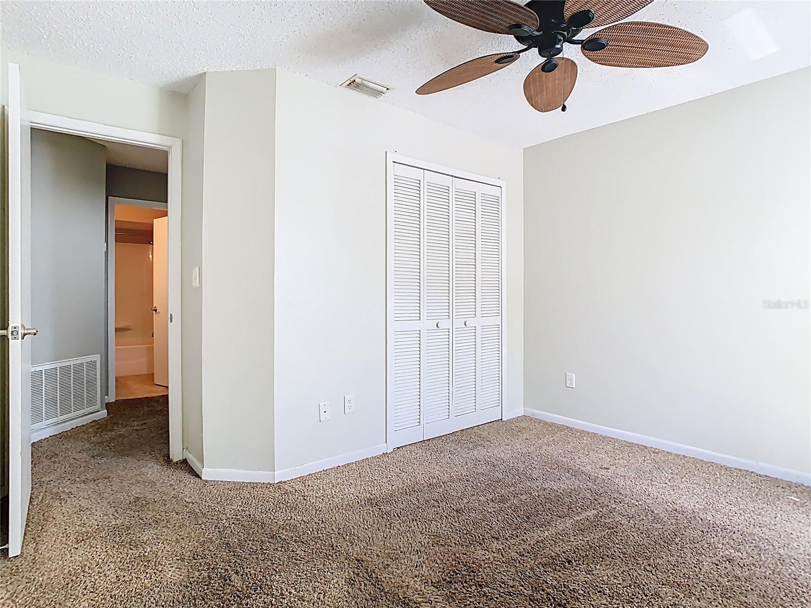 Image 38 of 63 For 702 White Pine Avenue
