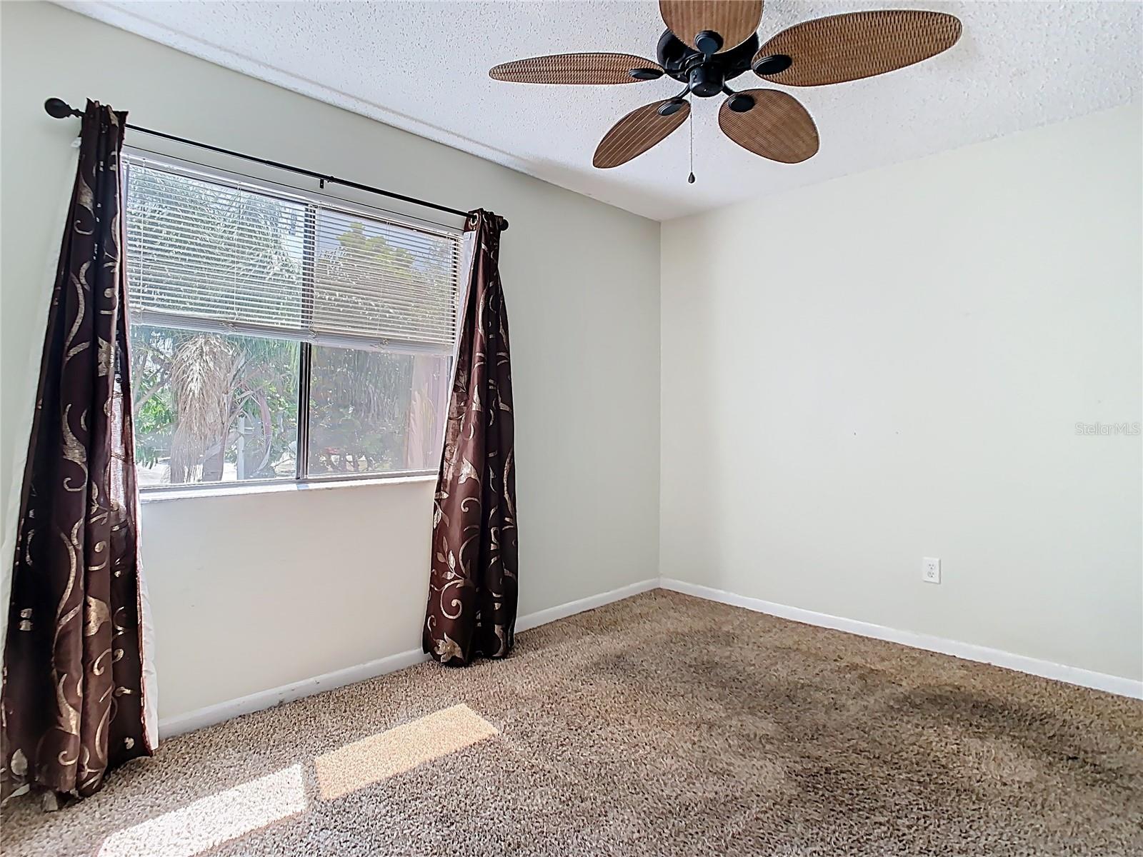 Image 40 of 63 For 702 White Pine Avenue