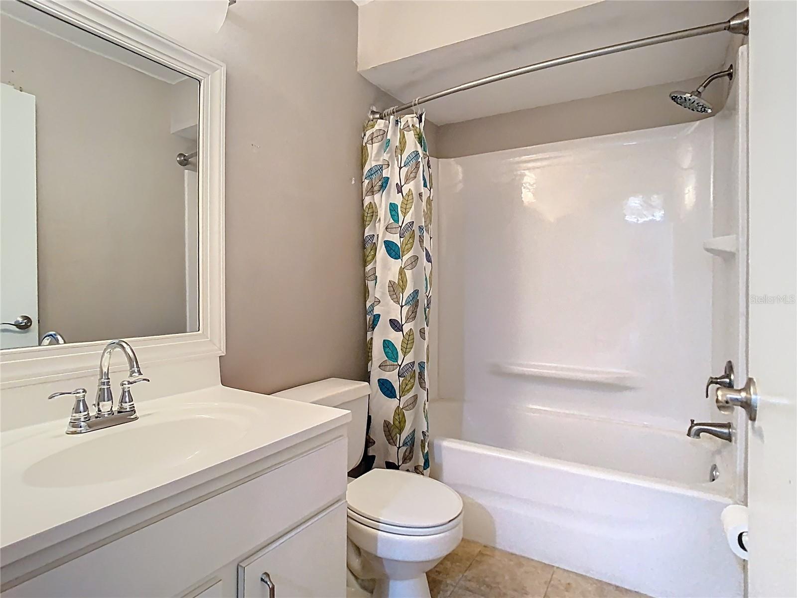 Image 41 of 63 For 702 White Pine Avenue