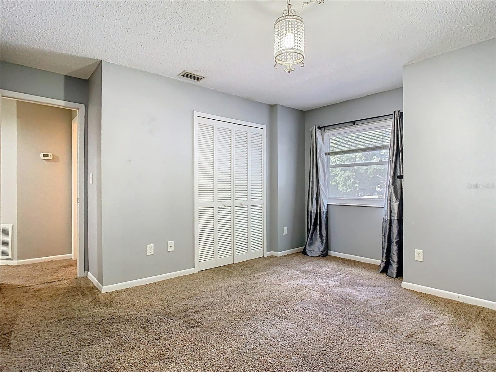 Image 47 of 63 For 702 White Pine Avenue
