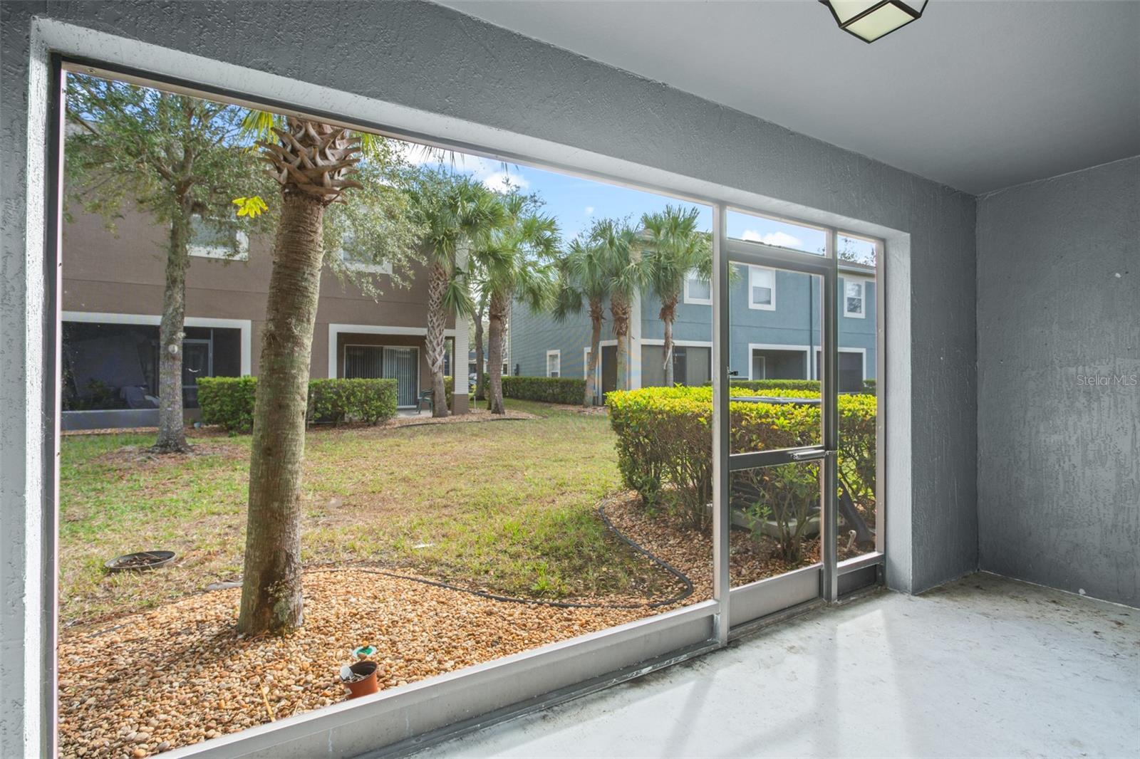 Image 14 of 19 For 3575 Victoria Pines Drive 276