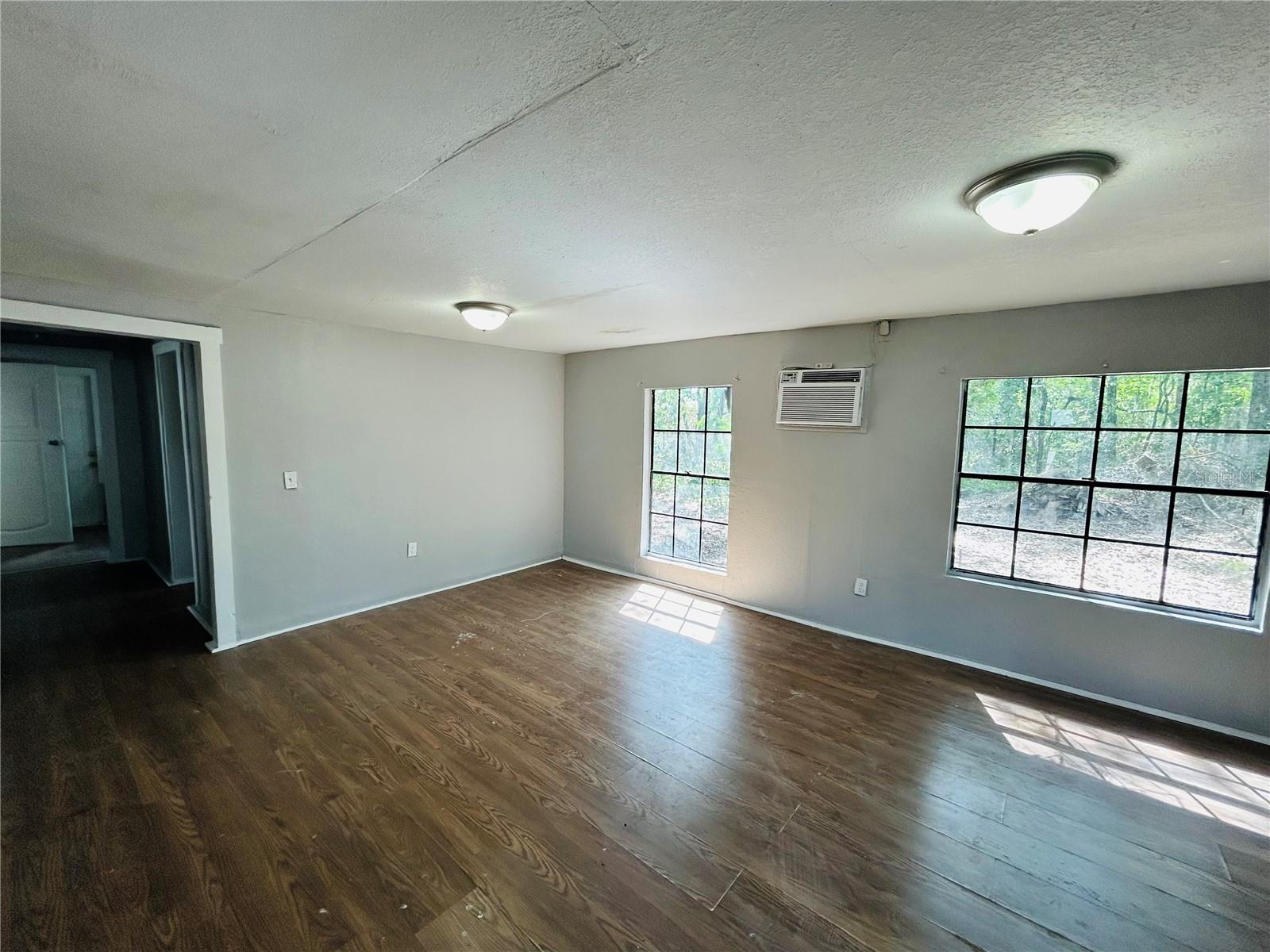 Image 3 of 9 For 1741 State Road 20