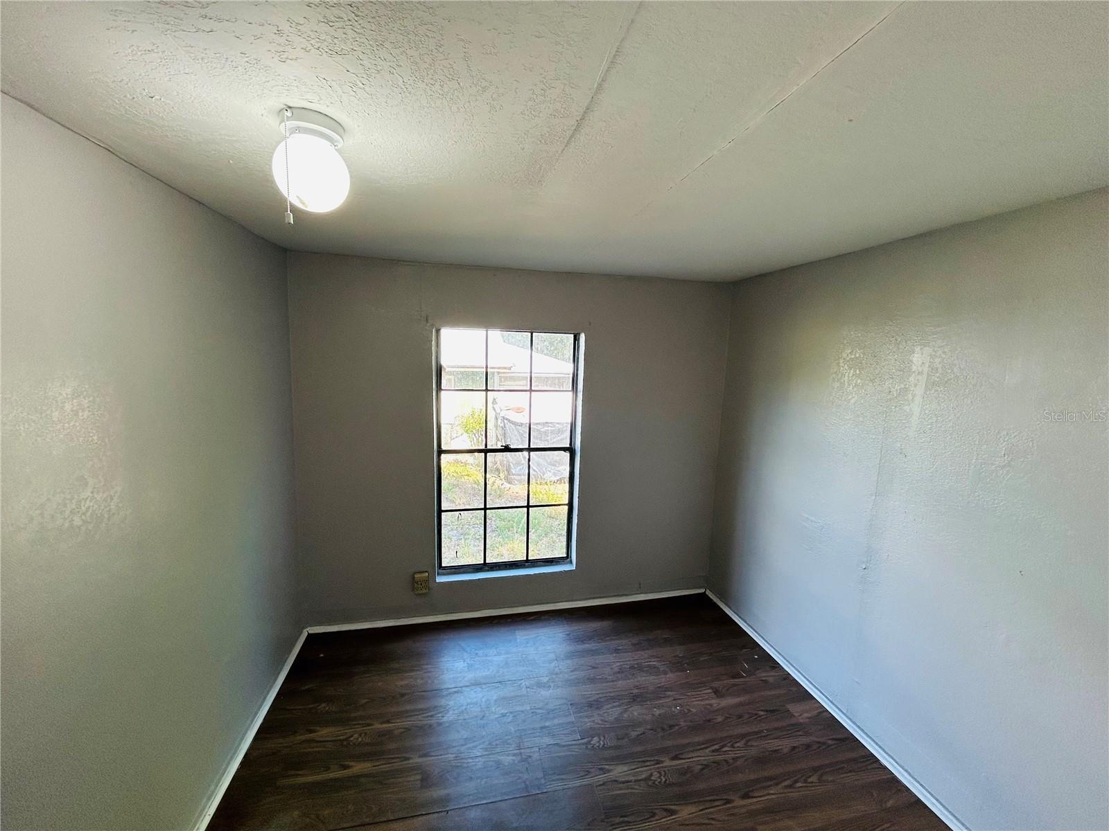 Image 4 of 9 For 1741 State Road 20