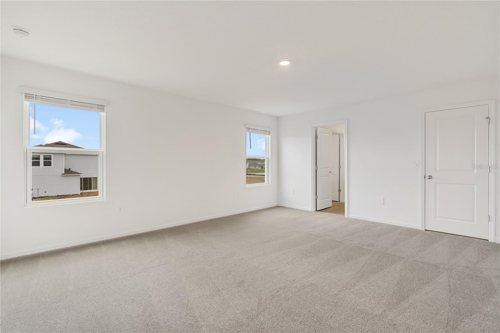 Image 17 of 31 For 5682 Nispero Way