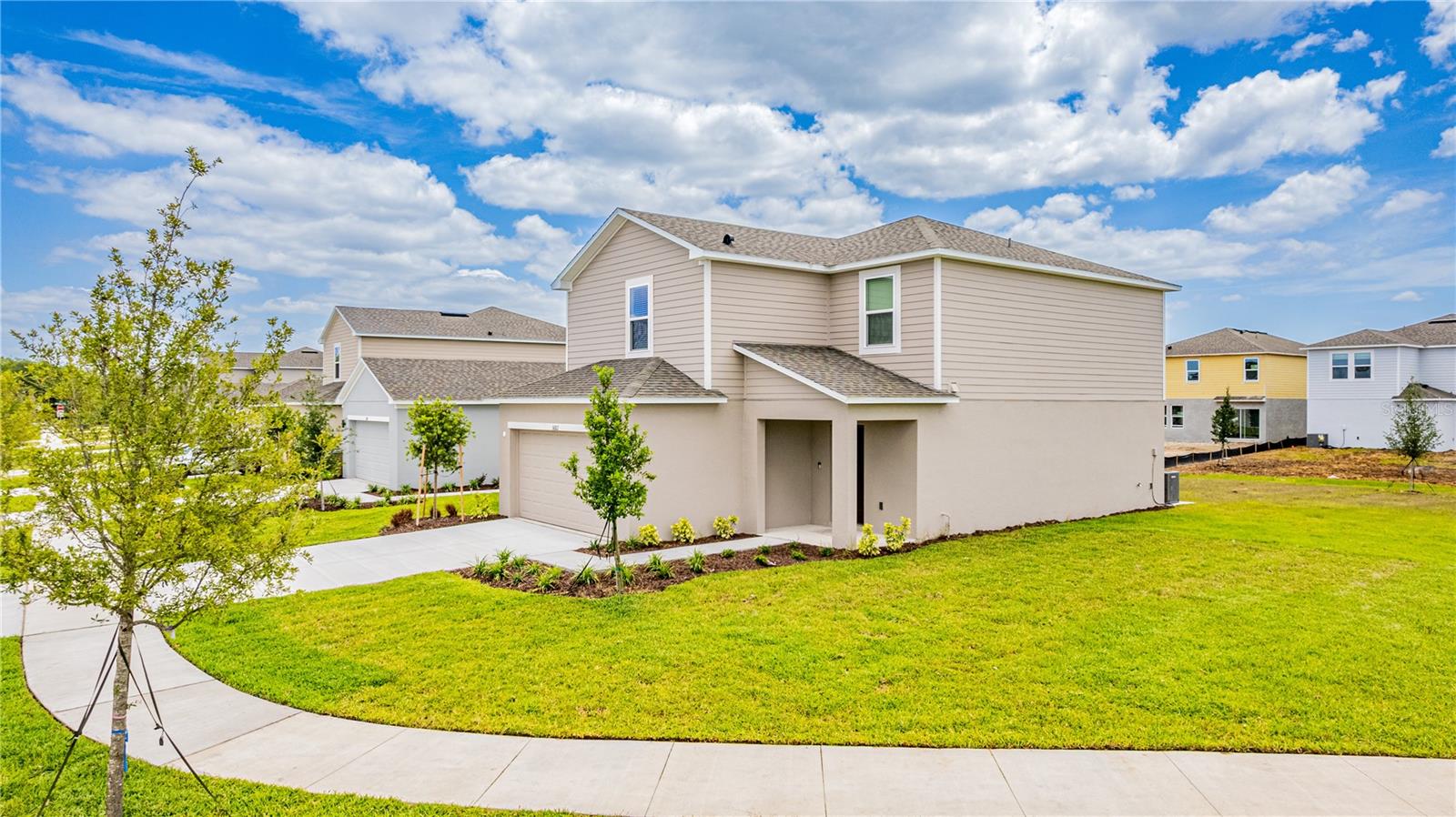 Image 21 of 31 For 5682 Nispero Way