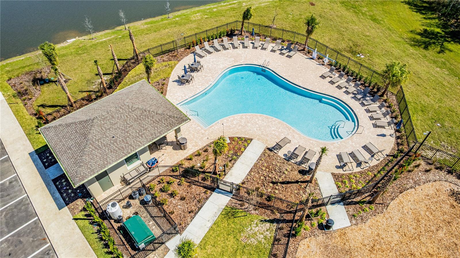 Image 26 of 31 For 5682 Nispero Way