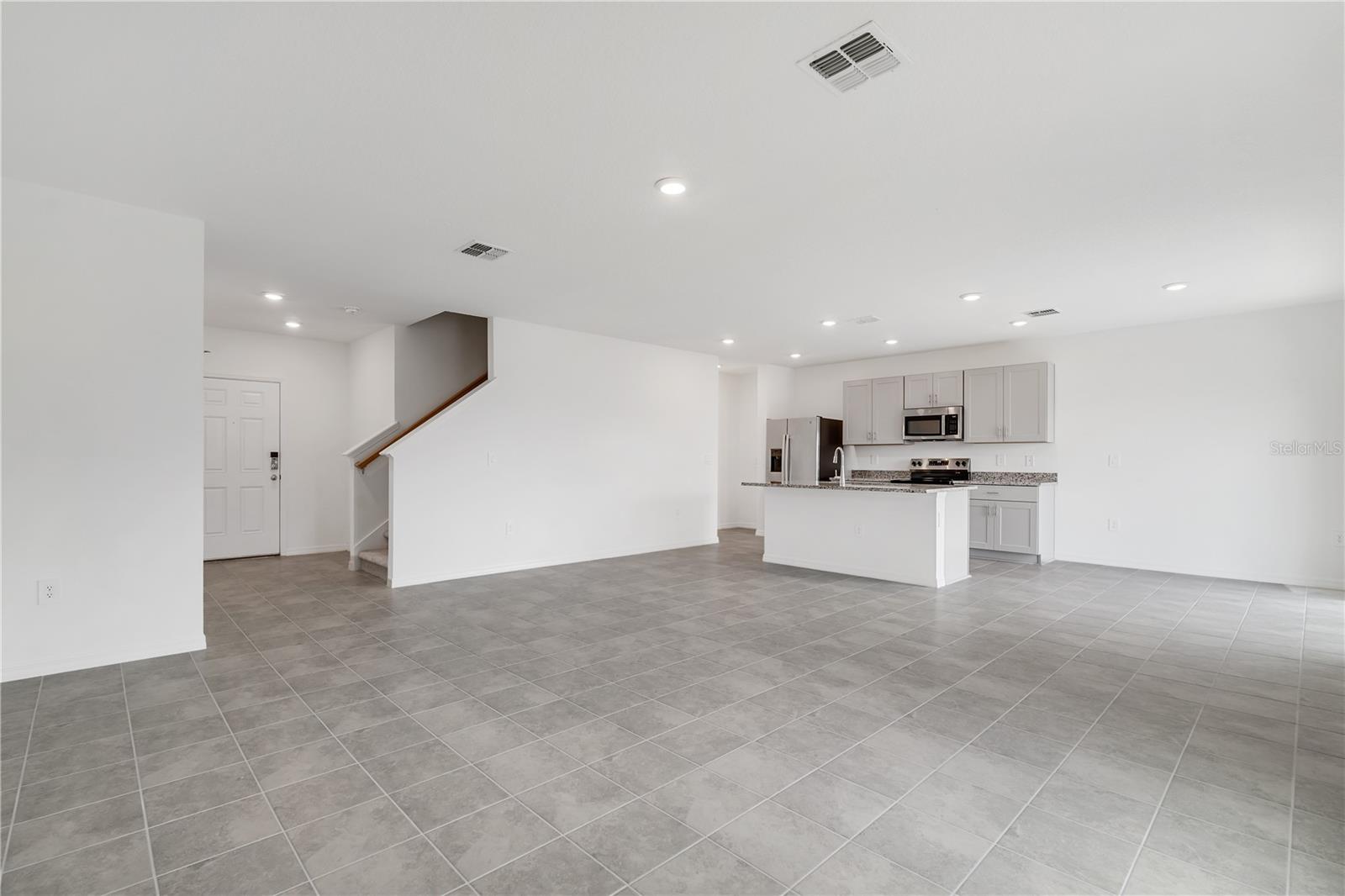 Image 7 of 31 For 5682 Nispero Way