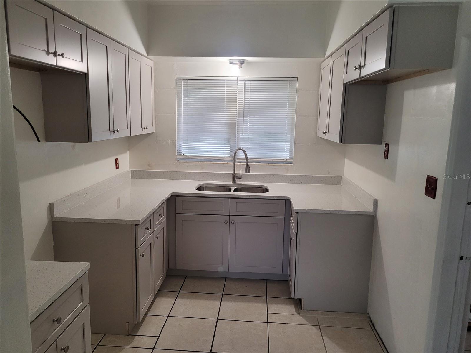 Image 3 of 8 For 936 Pinedale Avenue