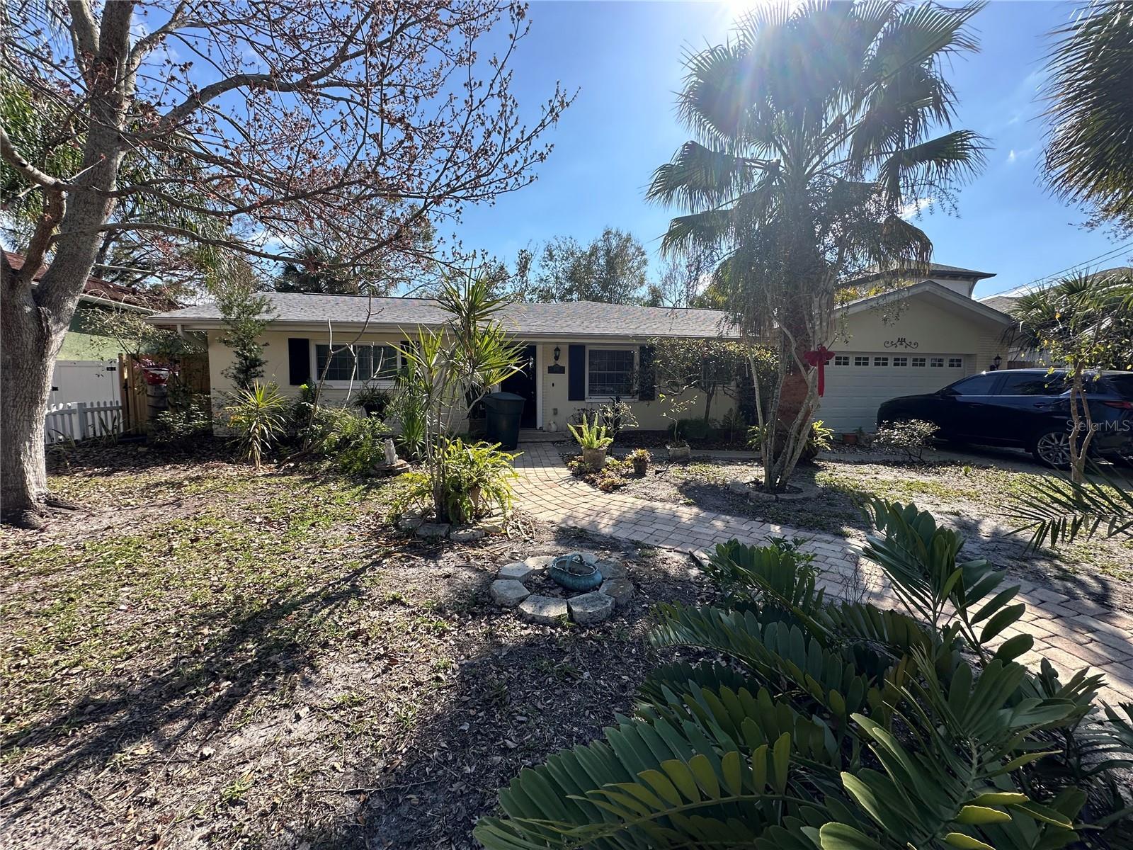 Details for 560 7th Street S, SAFETY HARBOR, FL 34695