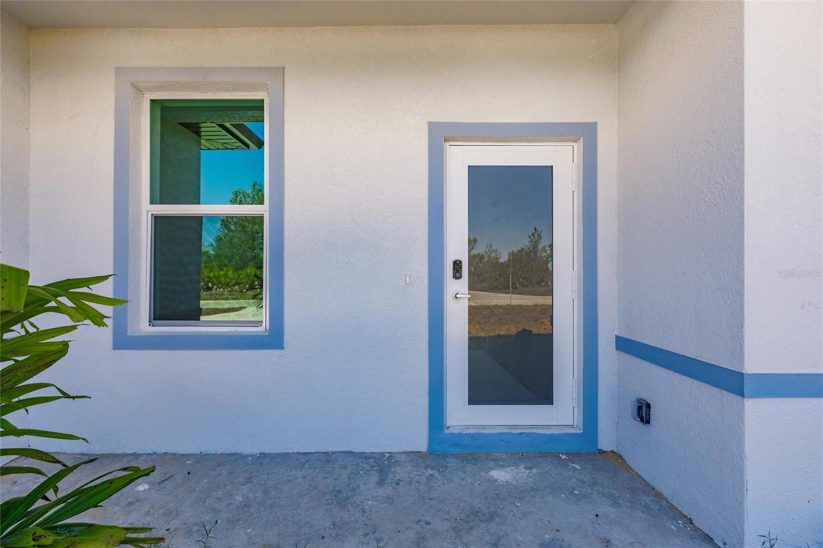 Image 9 of 51 For 13089 Xavier Avenue
