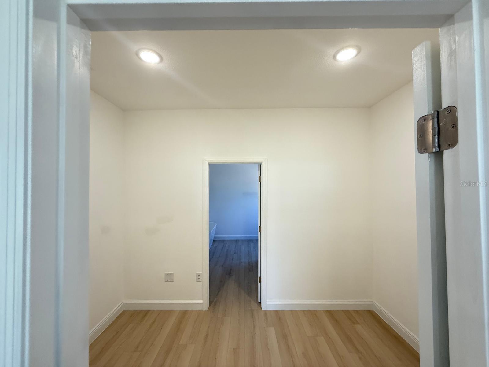 Image 10 of 24 For 14145 47th Avenue