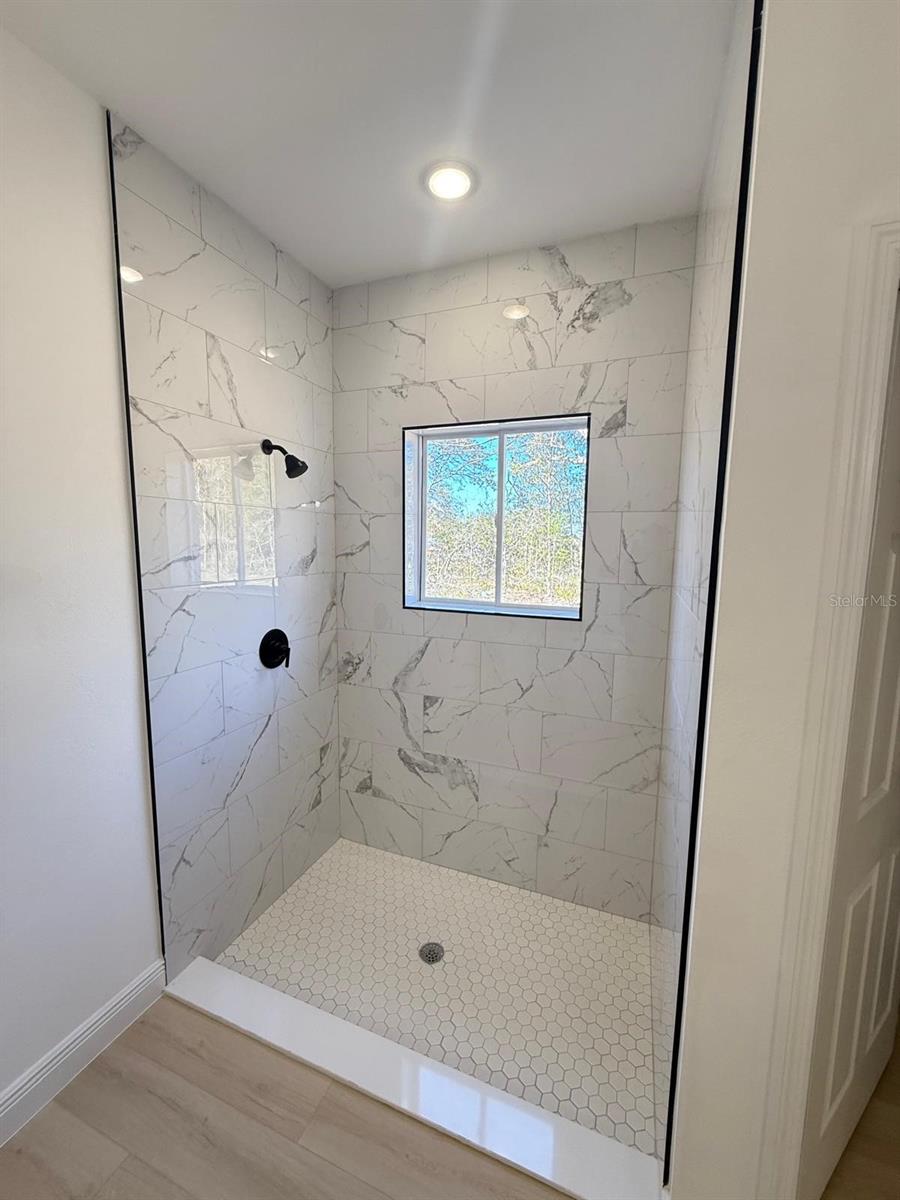 Image 14 of 24 For 14145 47th Avenue