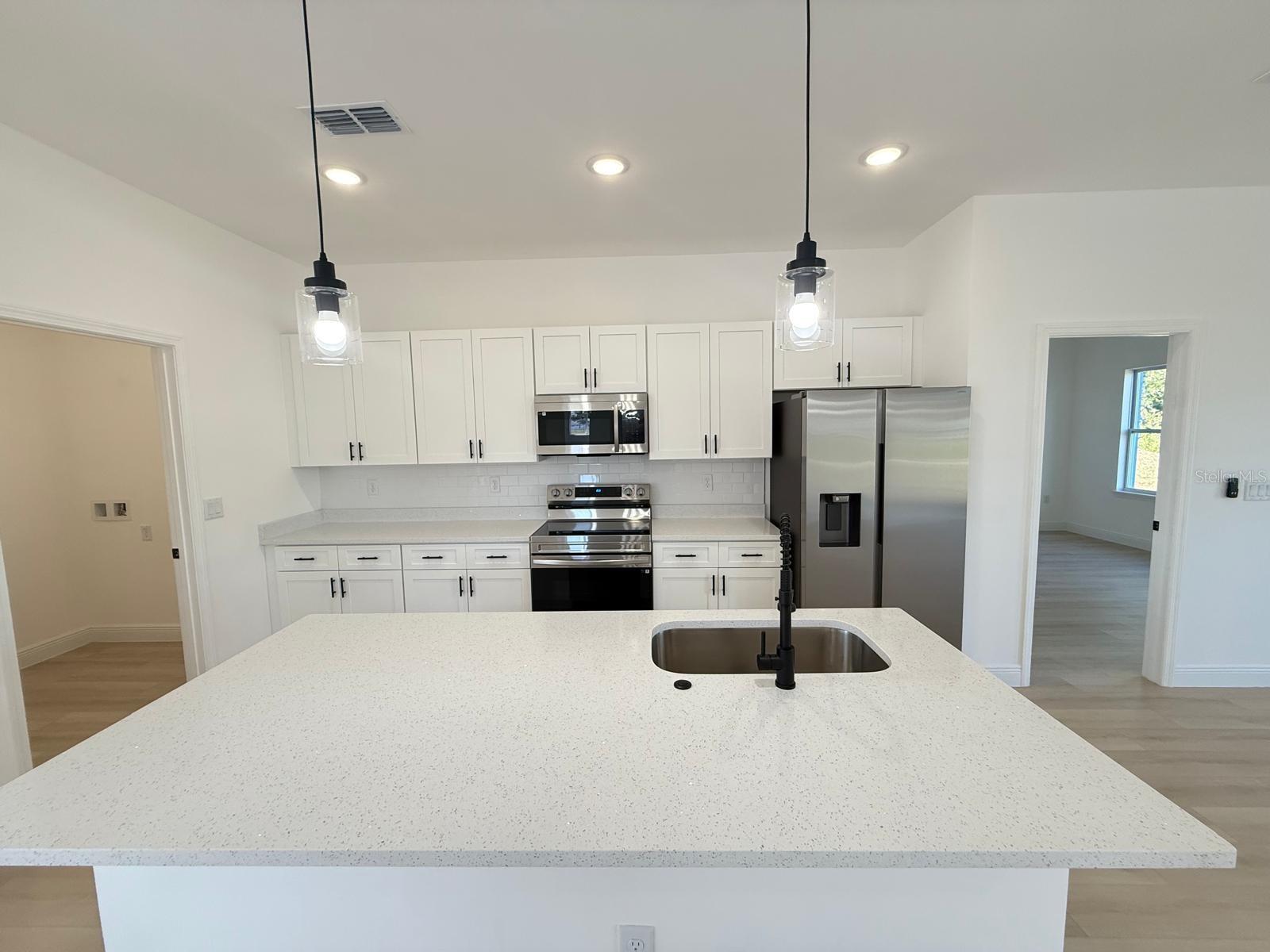 Image 5 of 24 For 14145 47th Avenue