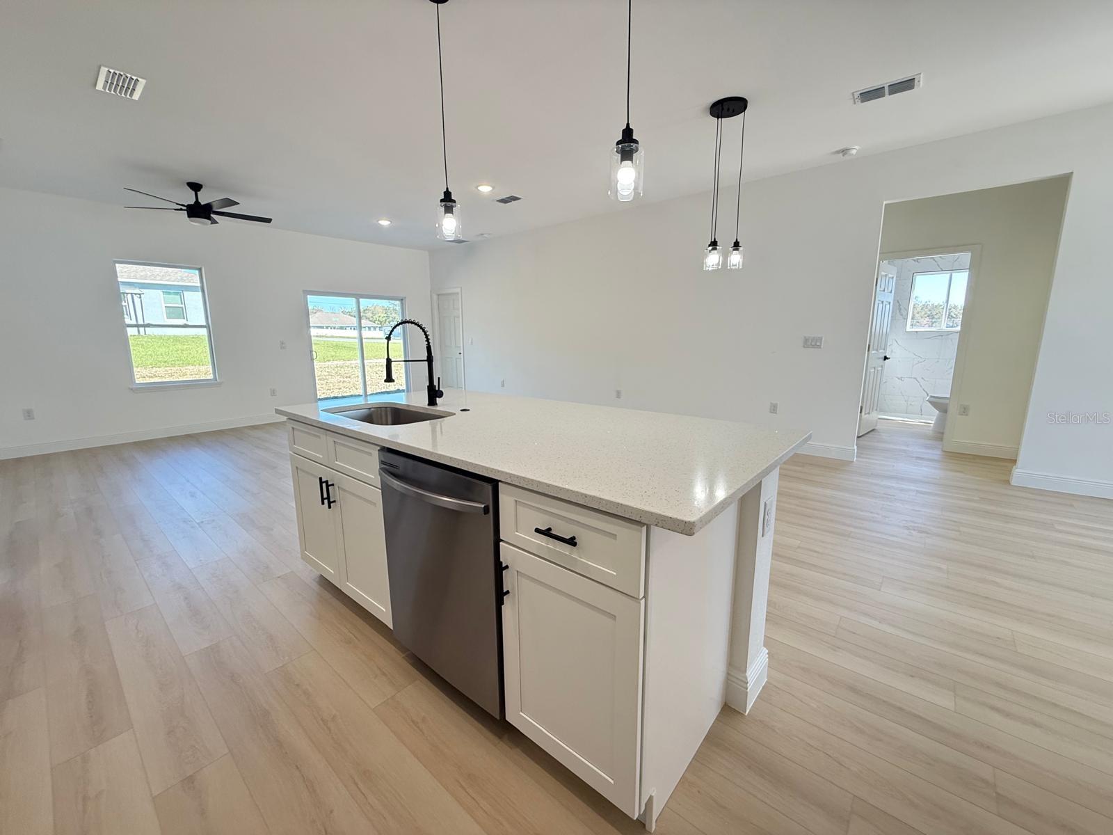 Image 7 of 24 For 14145 47th Avenue