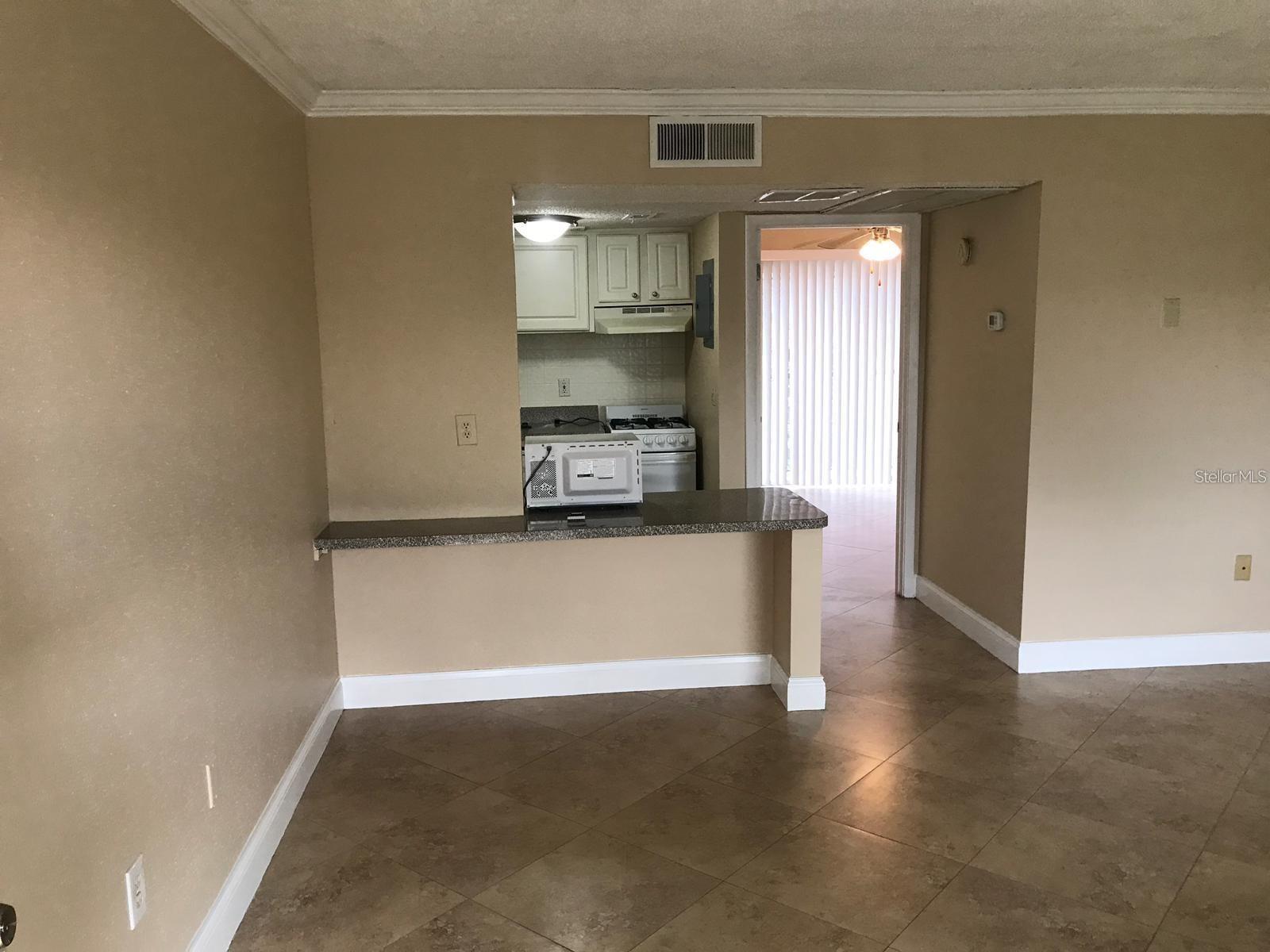 Image 5 of 17 For 133 Oyster Bay Circle 330