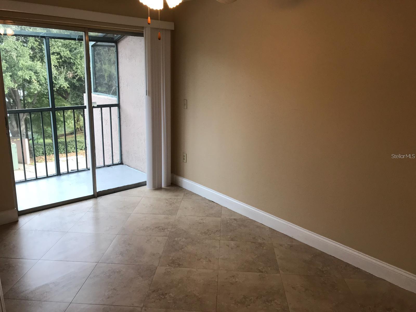 Image 9 of 17 For 133 Oyster Bay Circle 330