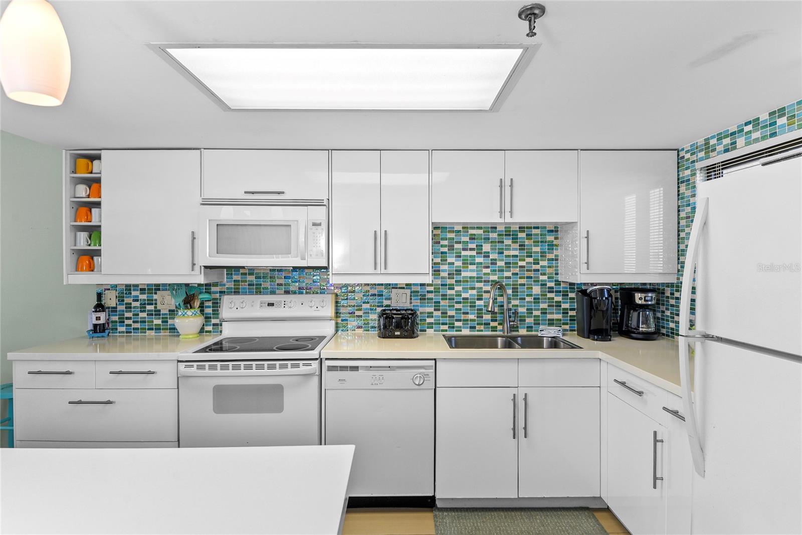 Image 18 of 40 For 5301 Atlantic Avenue 51