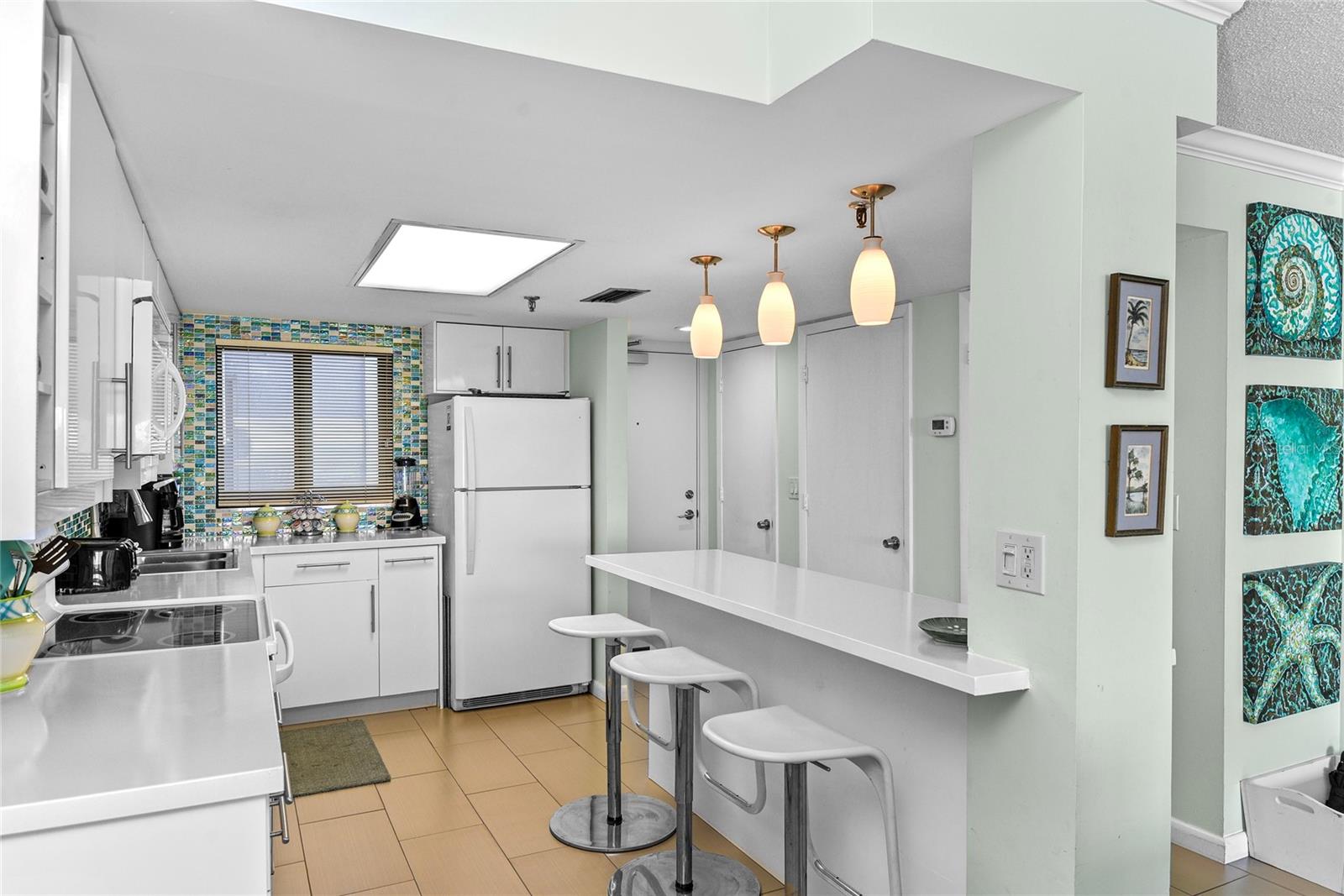 Image 19 of 40 For 5301 Atlantic Avenue 51