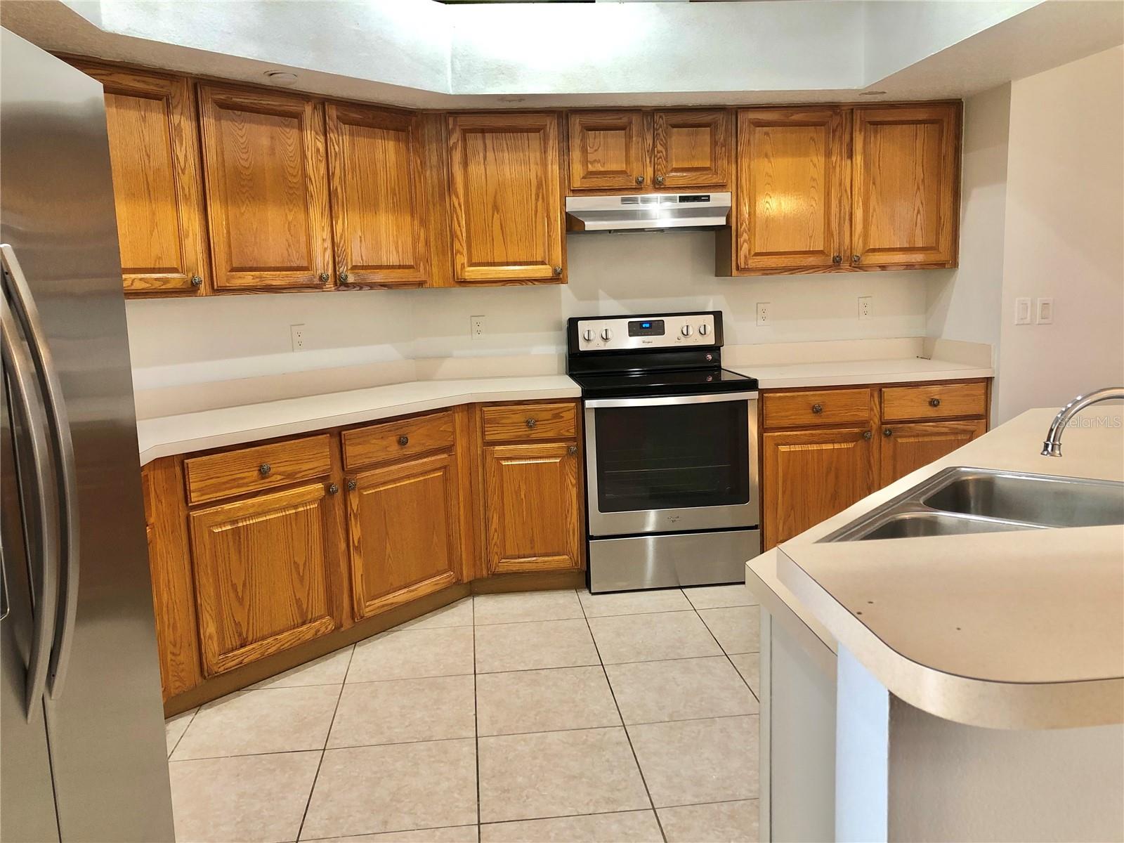Image 5 of 29 For 6406 Canterlea Drive