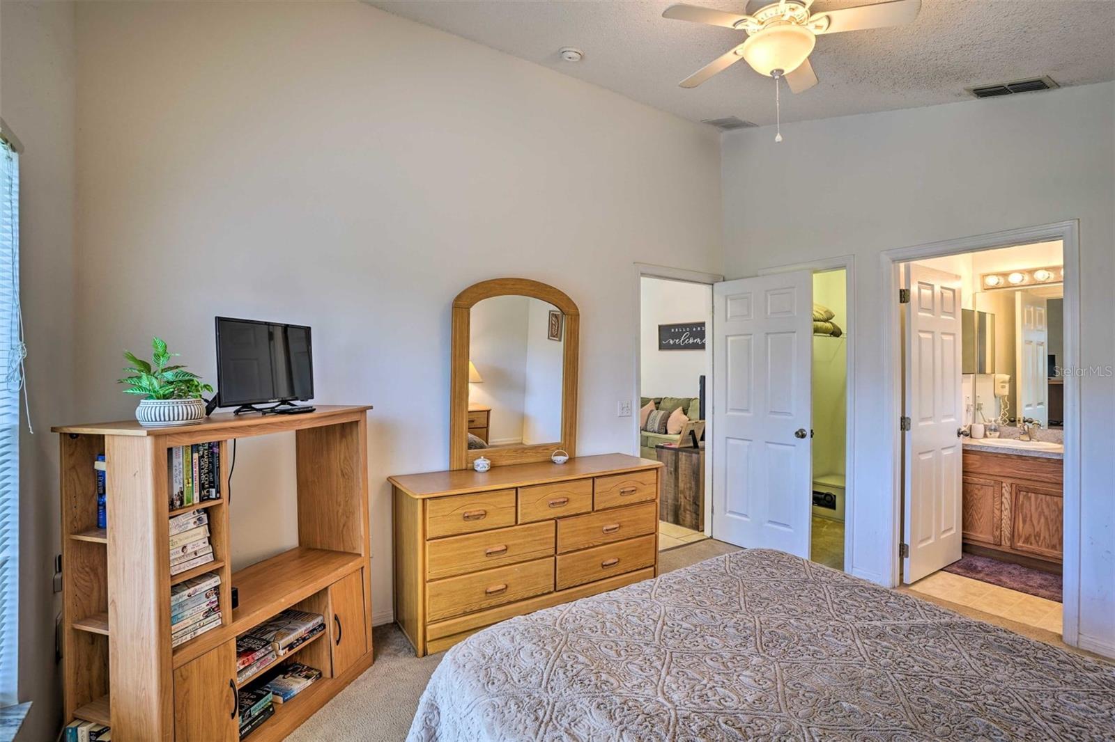 Image 9 of 14 For 2660 Hemingway Avenue