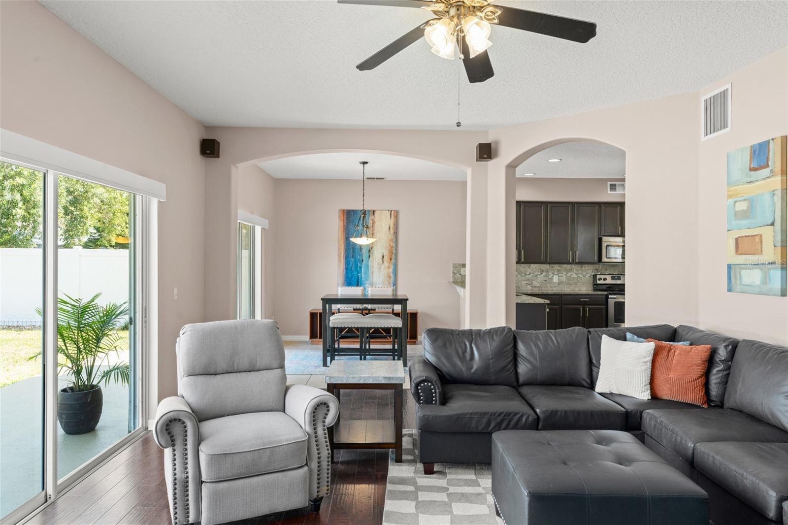 Image 13 of 40 For 2644 Slagrove Court
