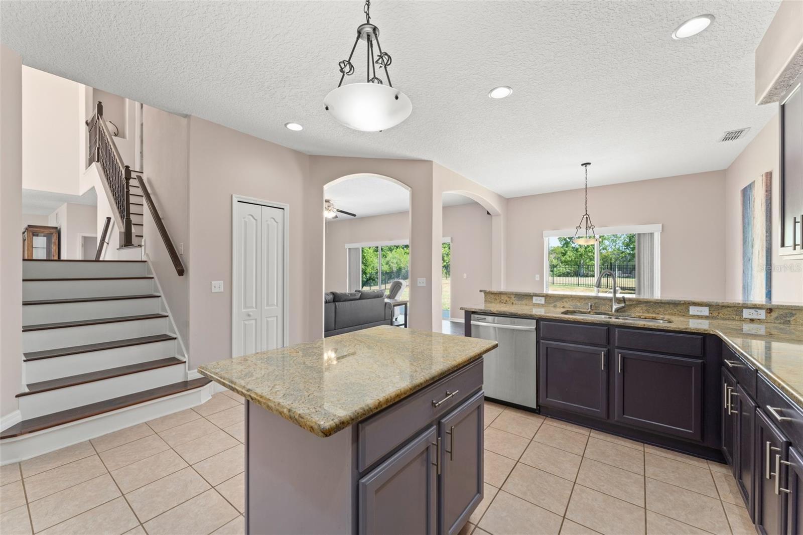 Image 20 of 40 For 2644 Slagrove Court