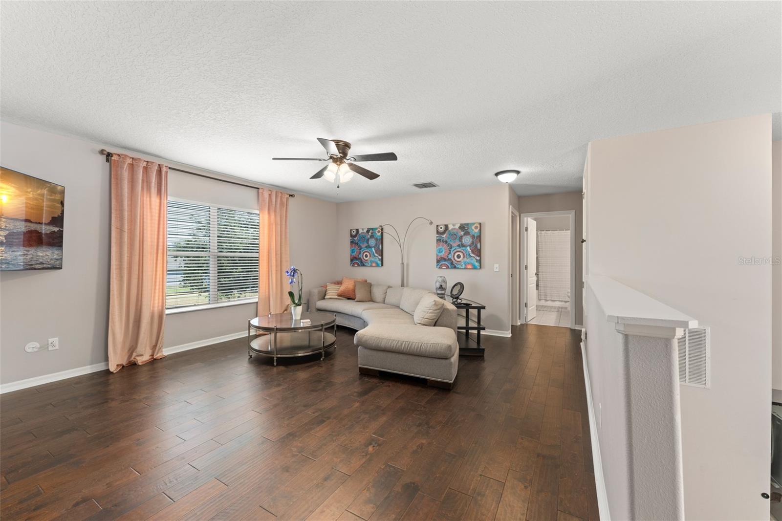 Image 23 of 40 For 2644 Slagrove Court
