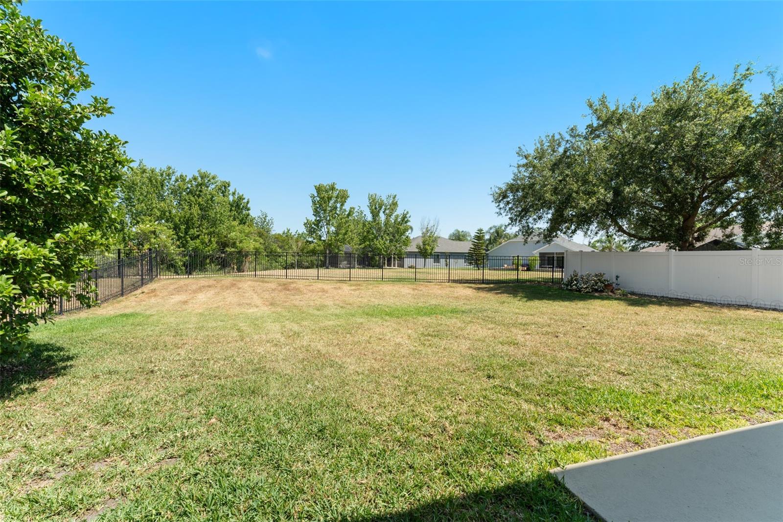 Image 39 of 40 For 2644 Slagrove Court